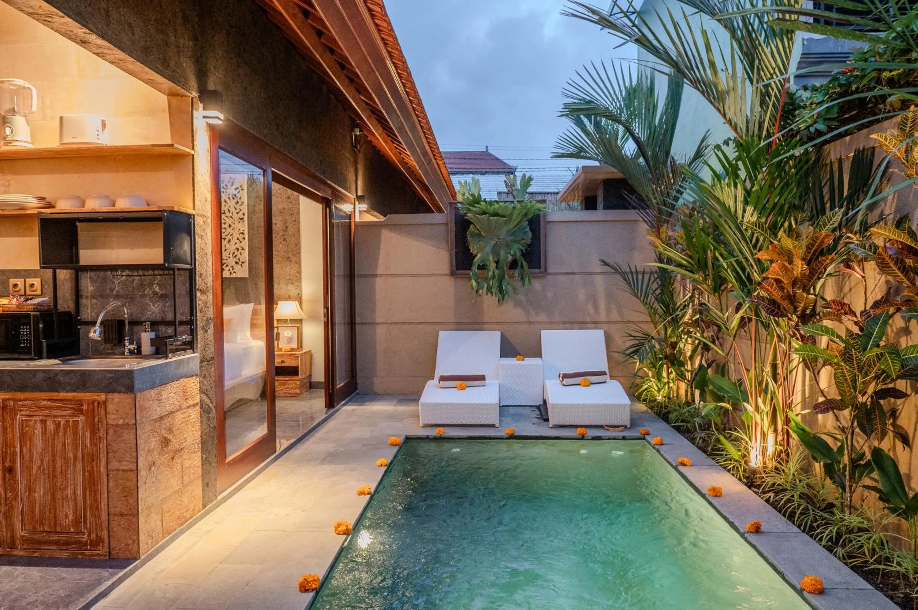 Swimming pool in Villa Semujan Ubud