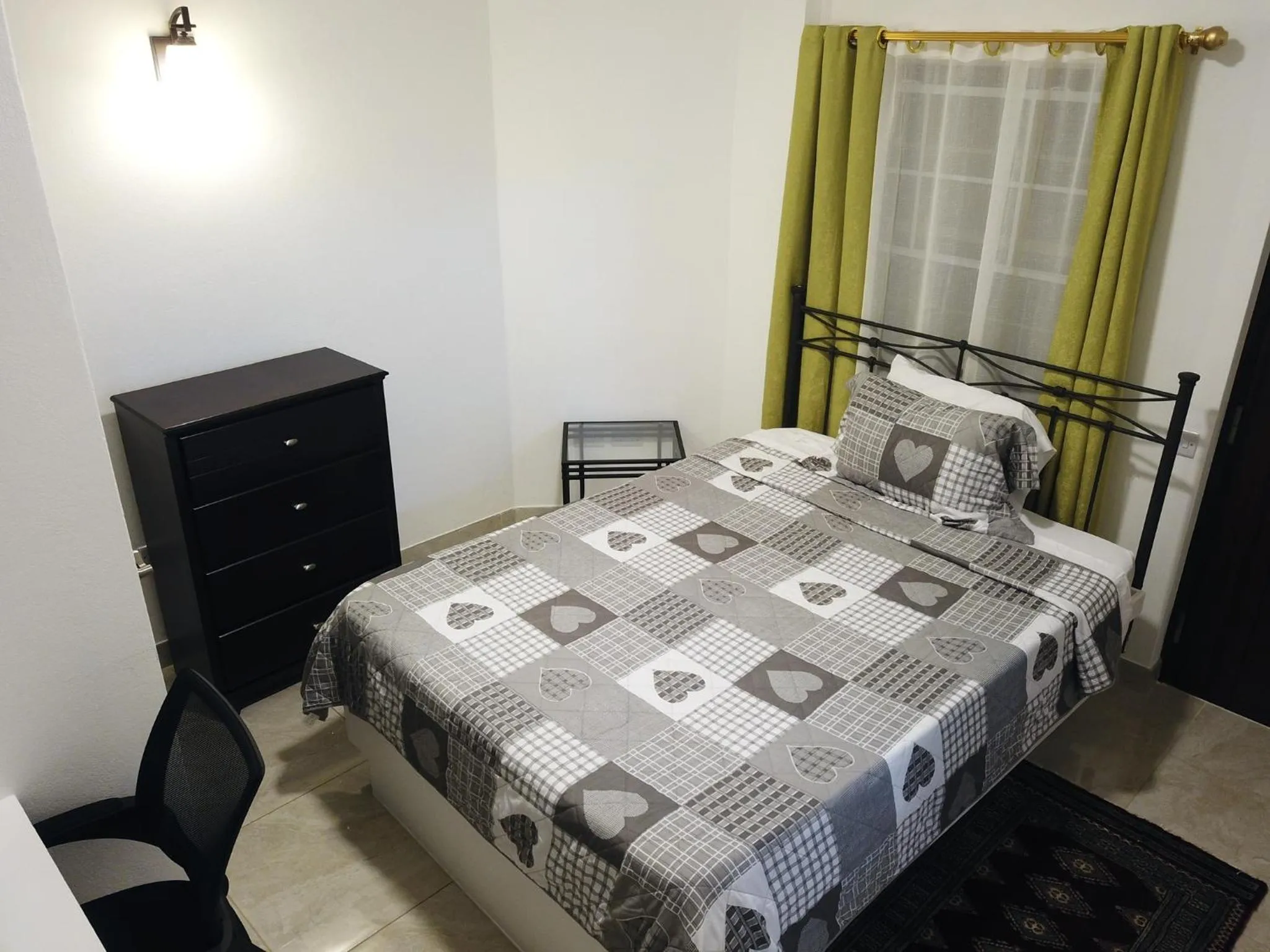 Bedroom, Bed in Blue Star Apartments & Hotel