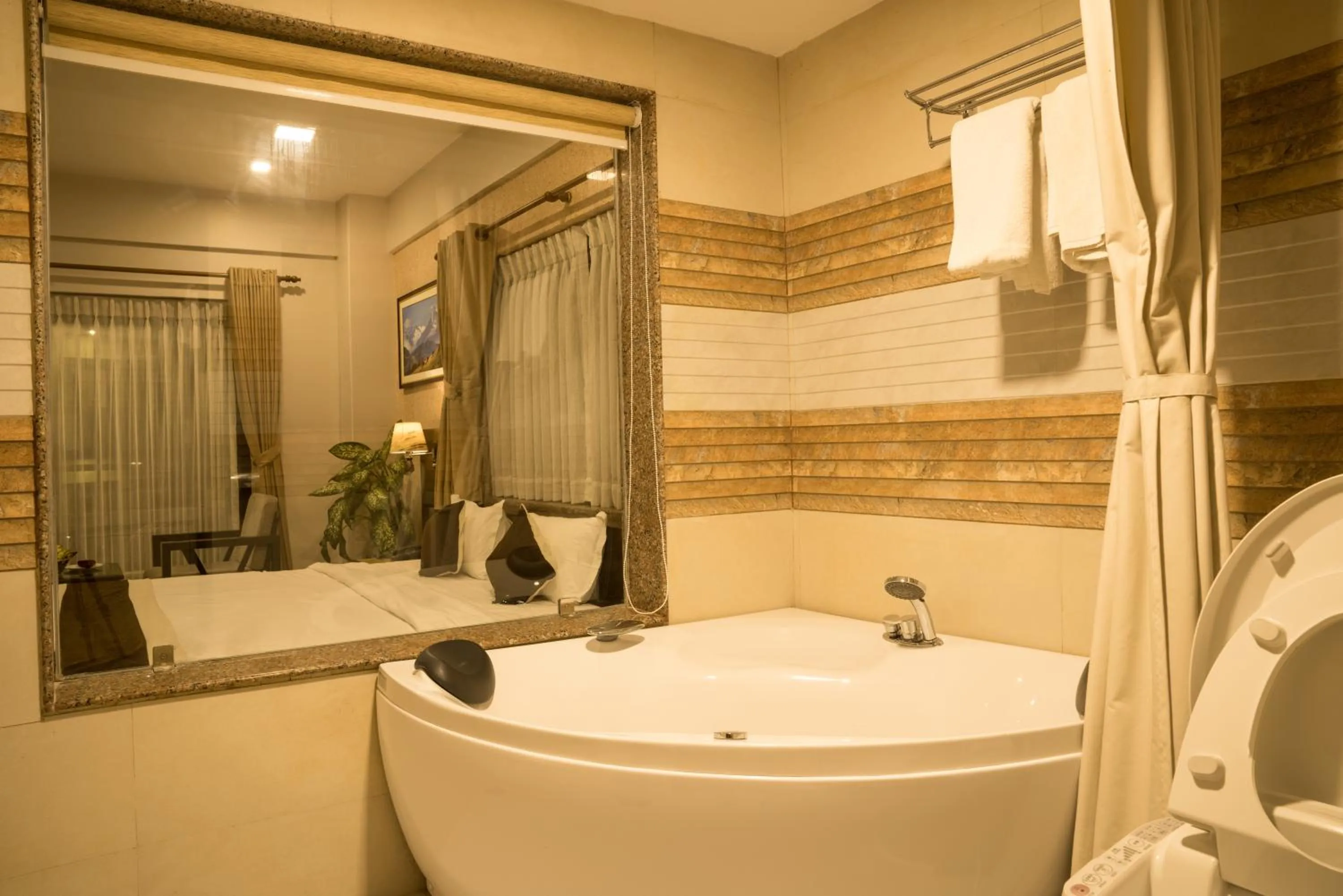 Bathroom in Hotel Shaara