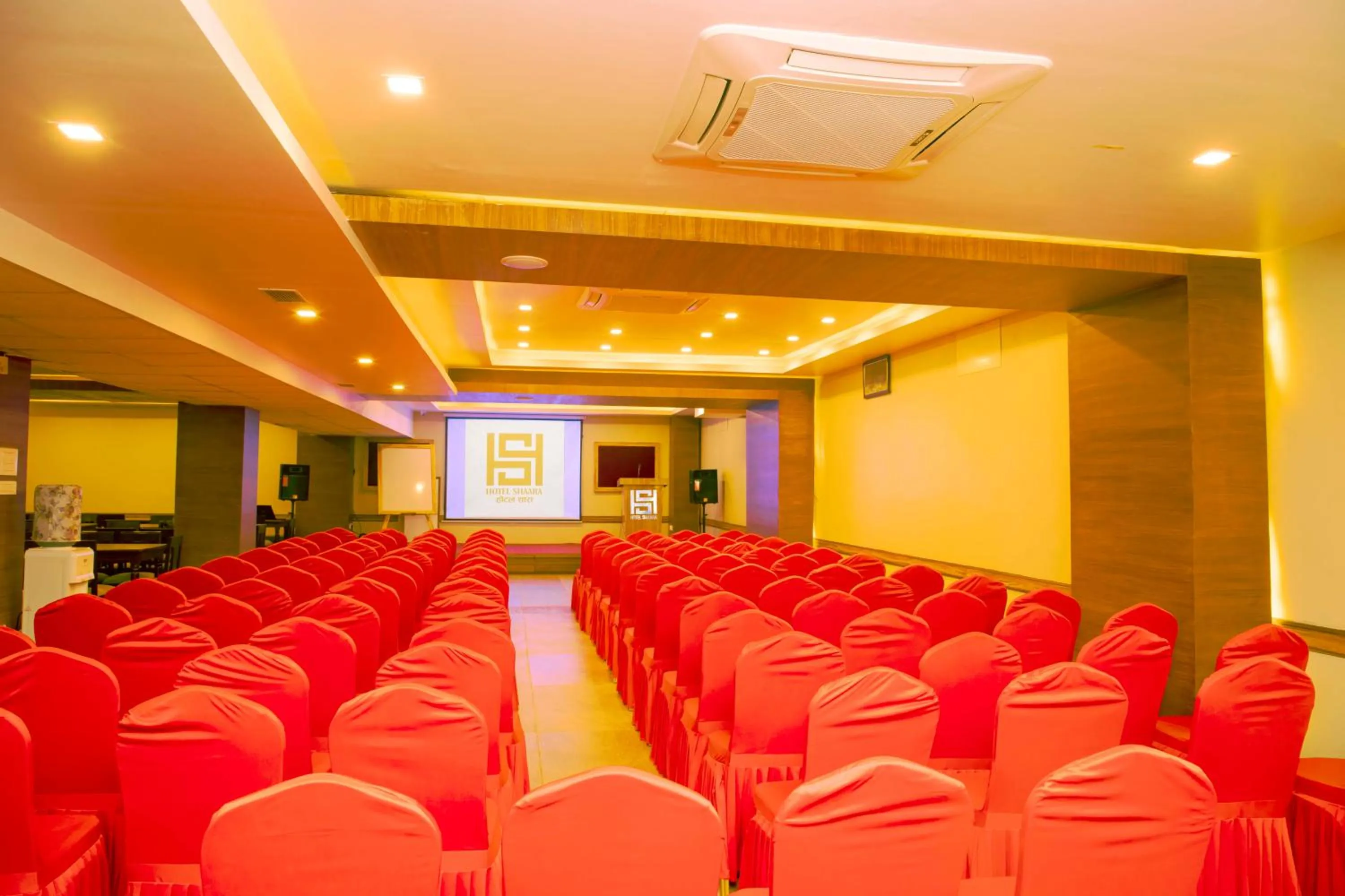 Business facilities in Hotel Shaara