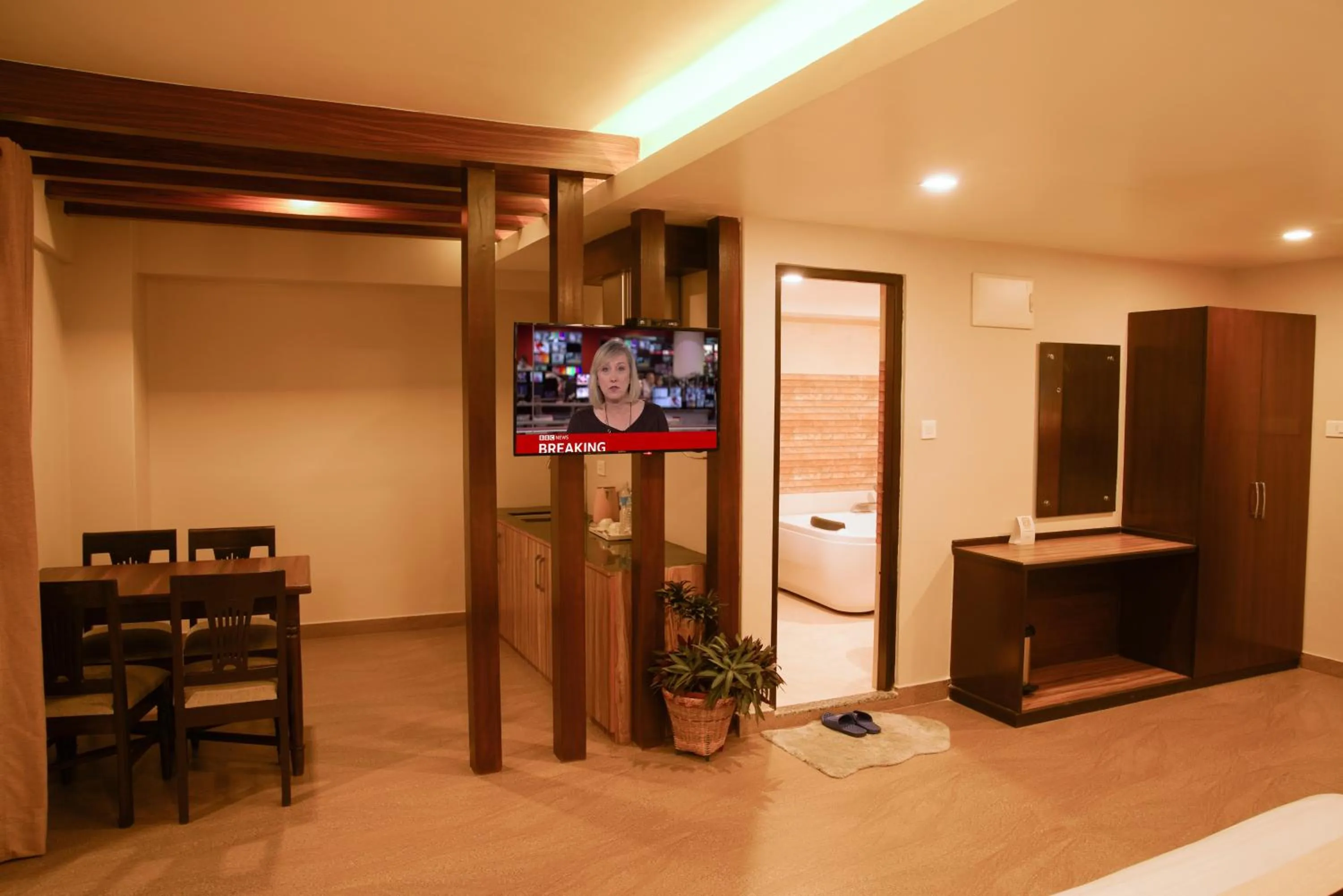Dining area in Hotel Shaara