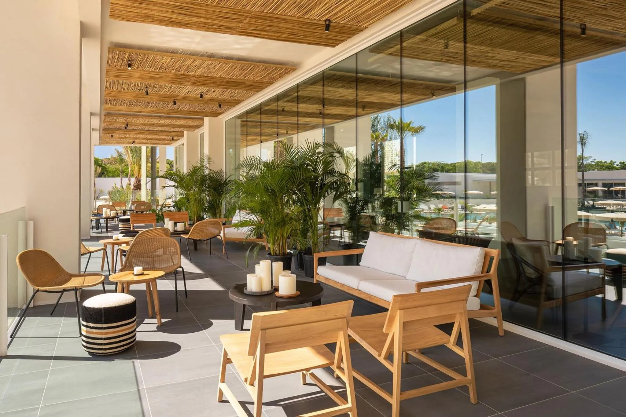 Lounge or bar in Atzavara Hotel & Spa