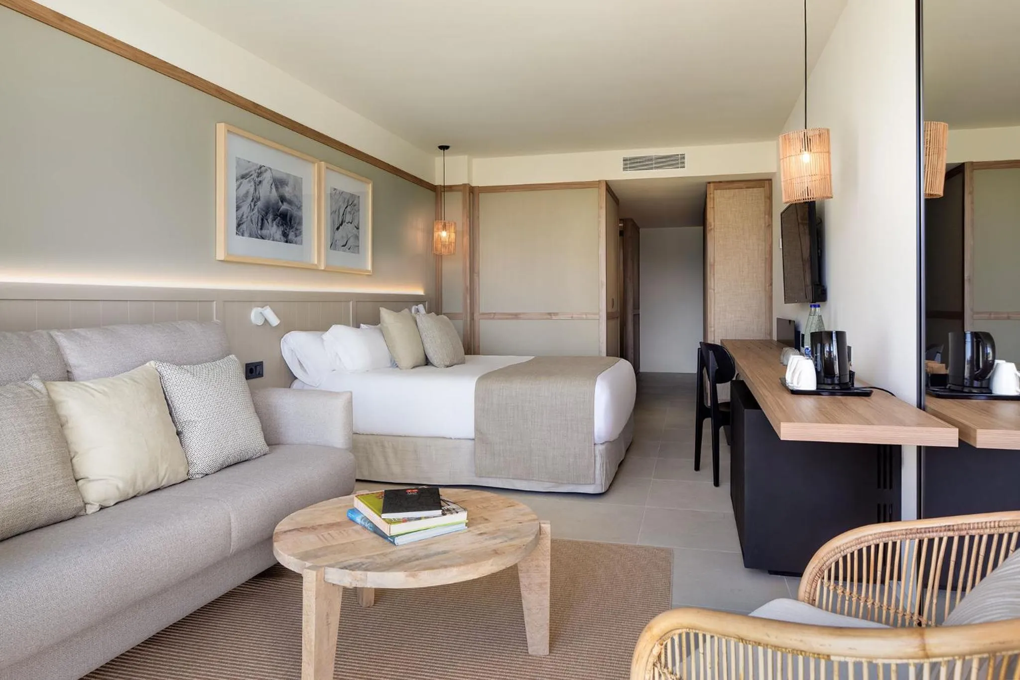 Photo of the whole room in Atzavara Hotel & Spa