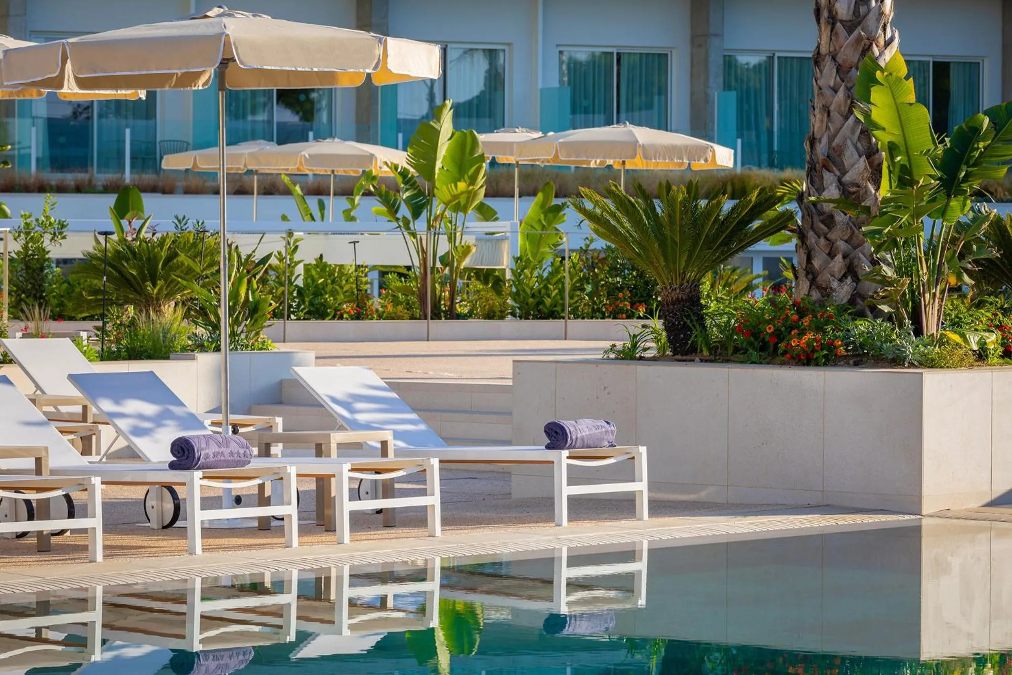 Swimming pool in Atzavara Hotel & Spa