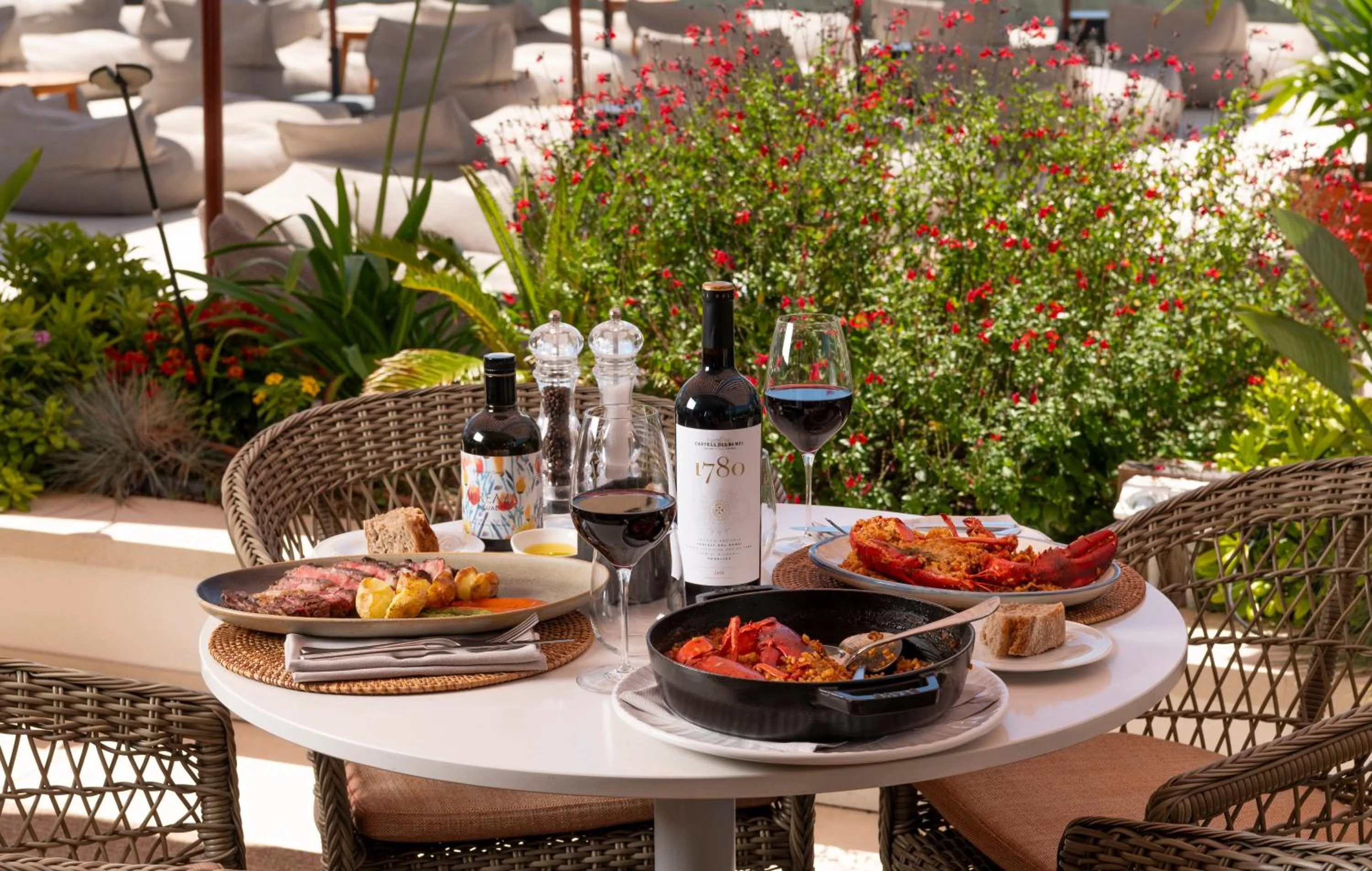 Restaurant/places to eat in Atzavara Hotel & Spa