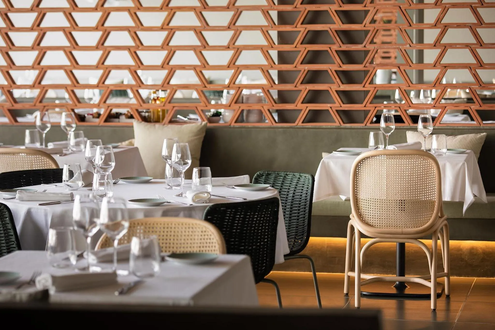 Restaurant/places to eat in Atzavara Hotel & Spa