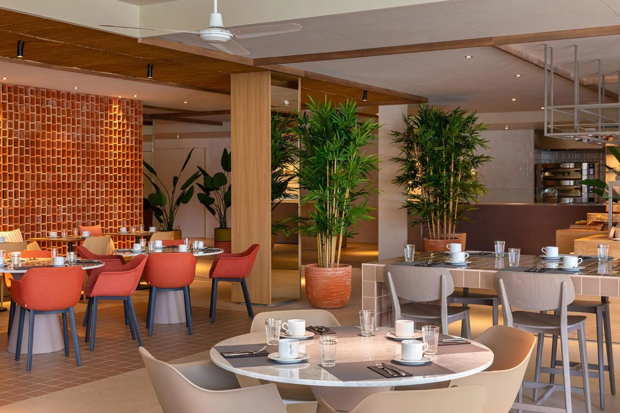 Restaurant/places to eat in Atzavara Hotel & Spa