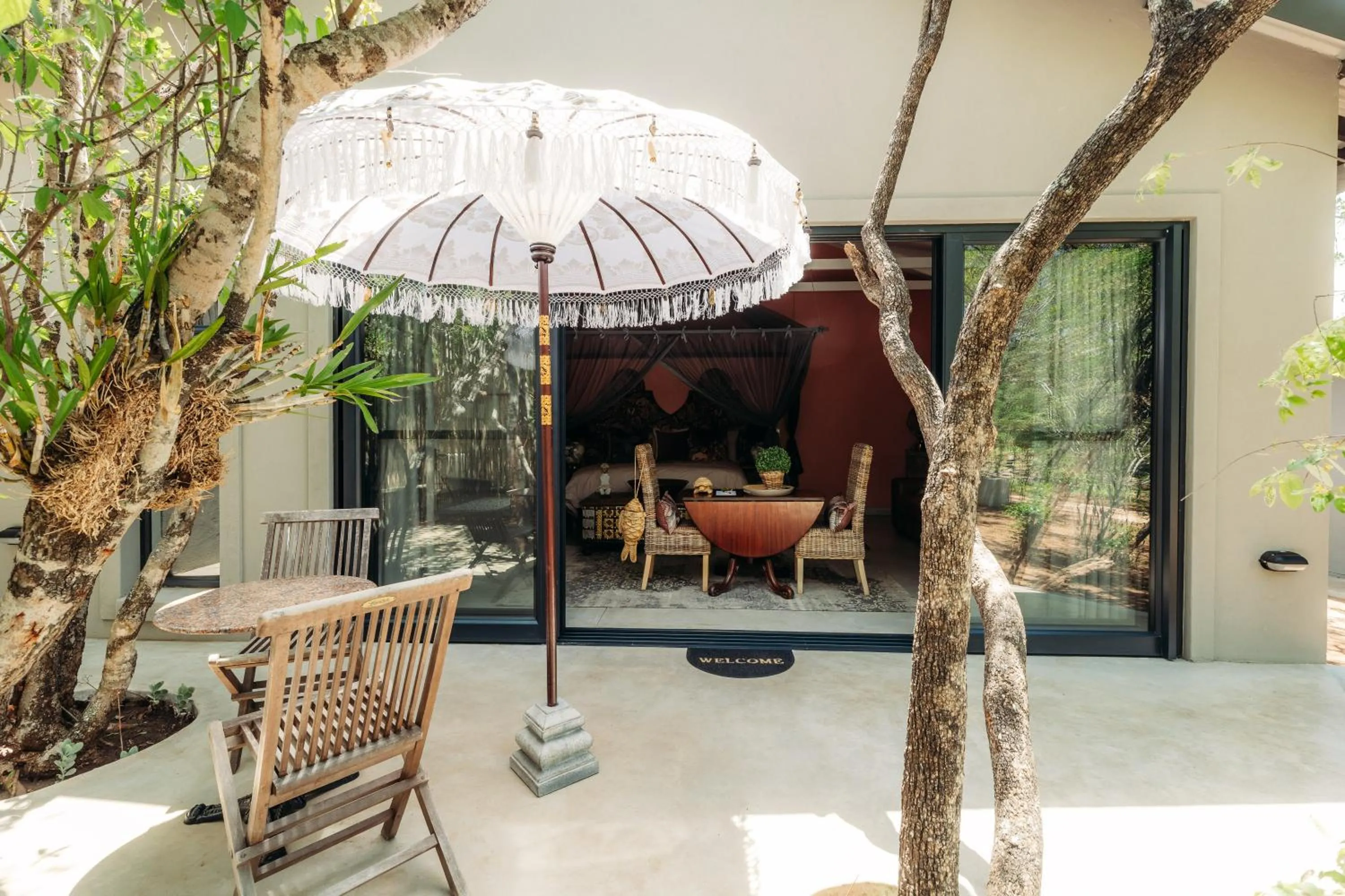 Safari Moon Luxury Bush Lodge