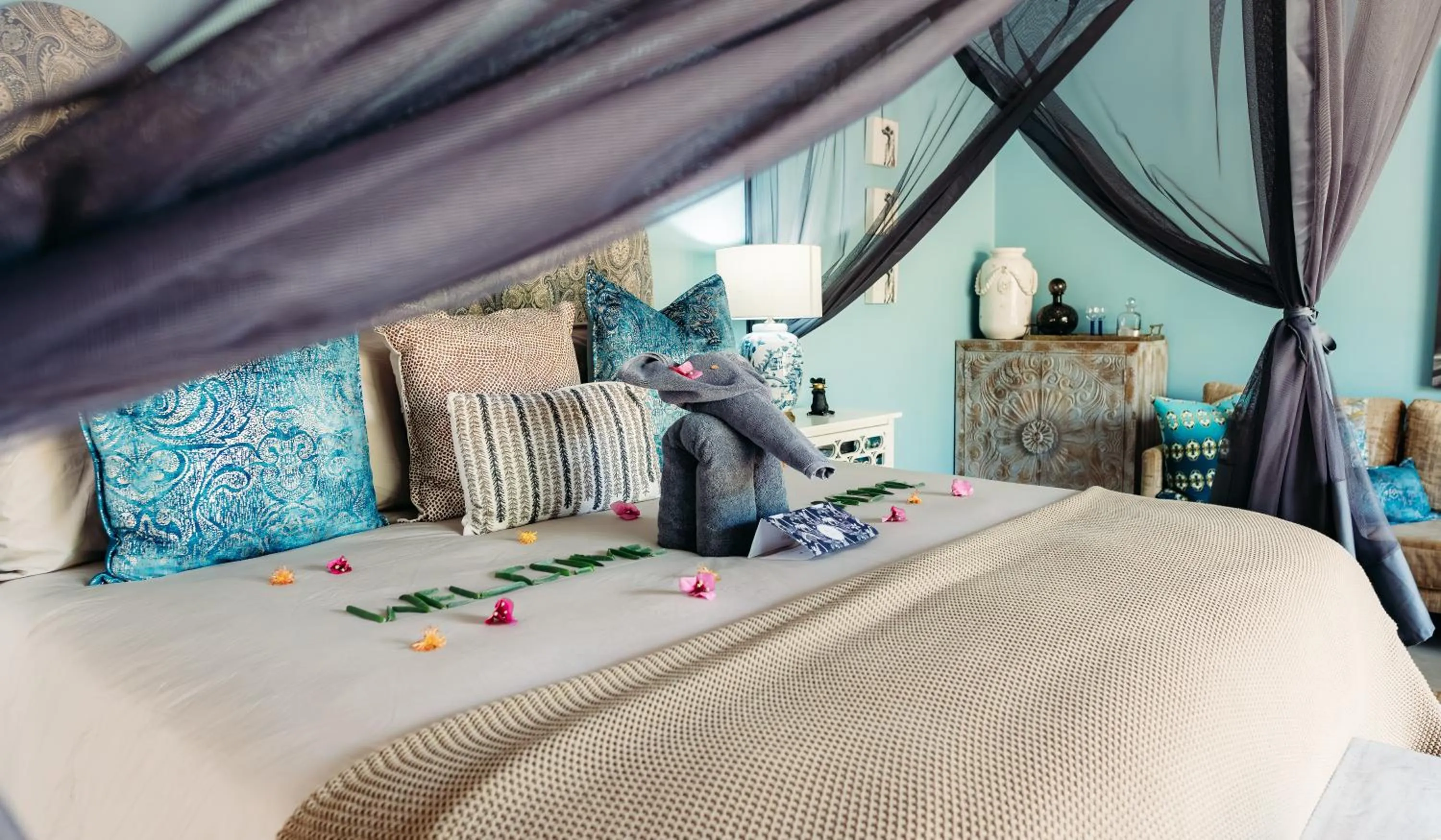 Bed in Safari Moon Luxury Bush Lodge