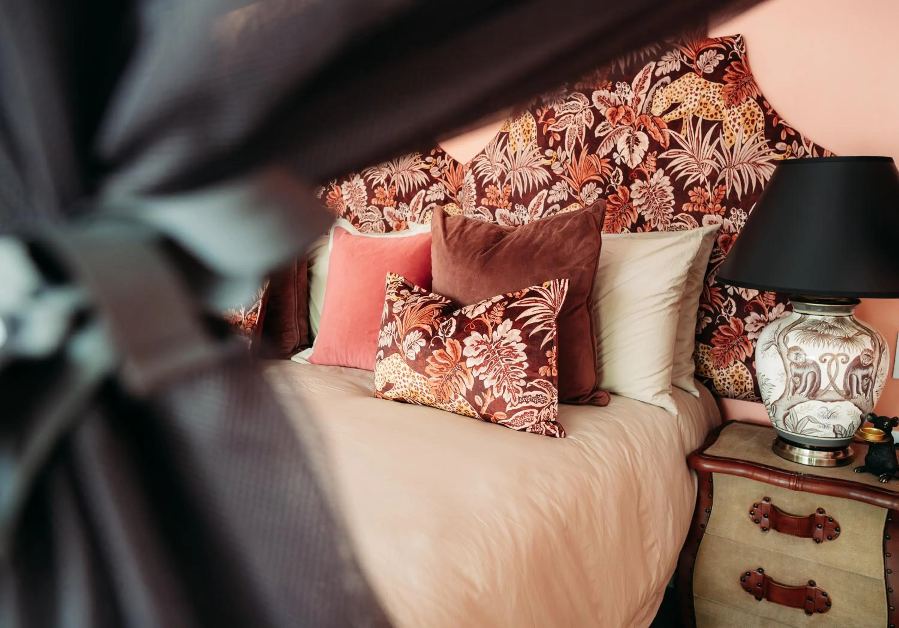 Bed in Safari Moon Luxury Bush Lodge