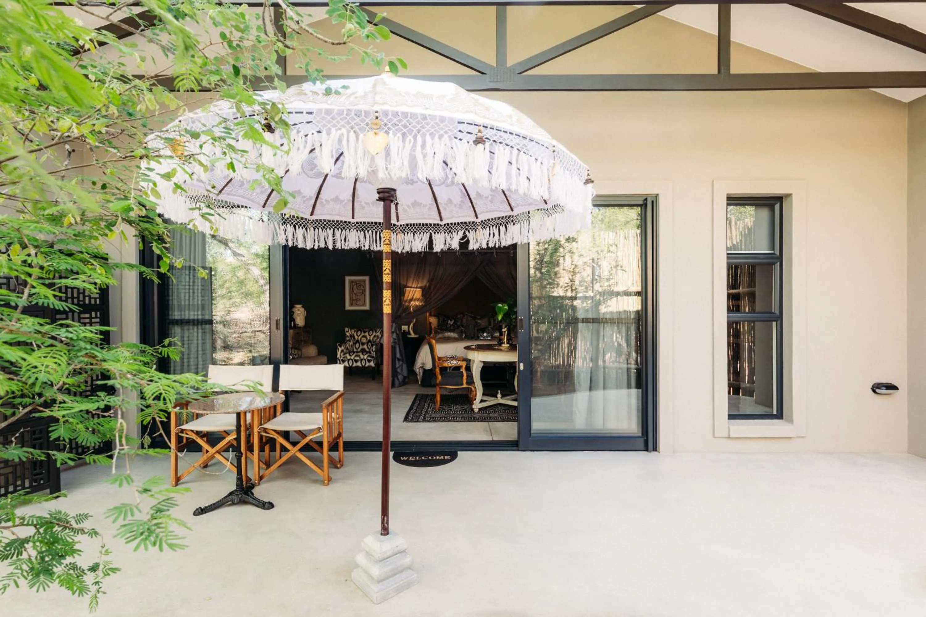 Patio in Safari Moon Luxury Bush Lodge