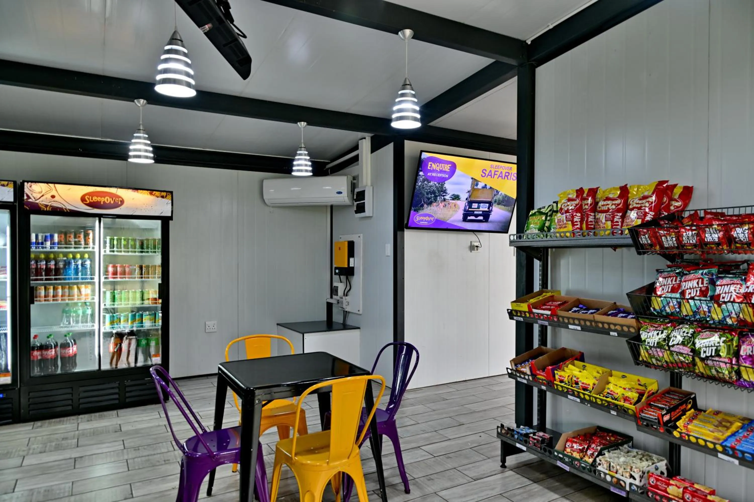 Food and drinks in SleepOver Matoks