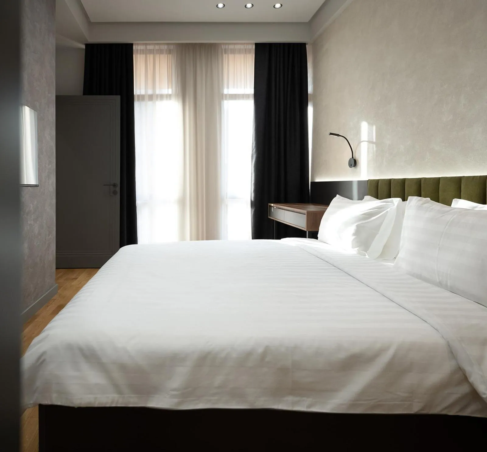 Bed in Hilltop North Avenue by Stellar Hotels, Yerevan