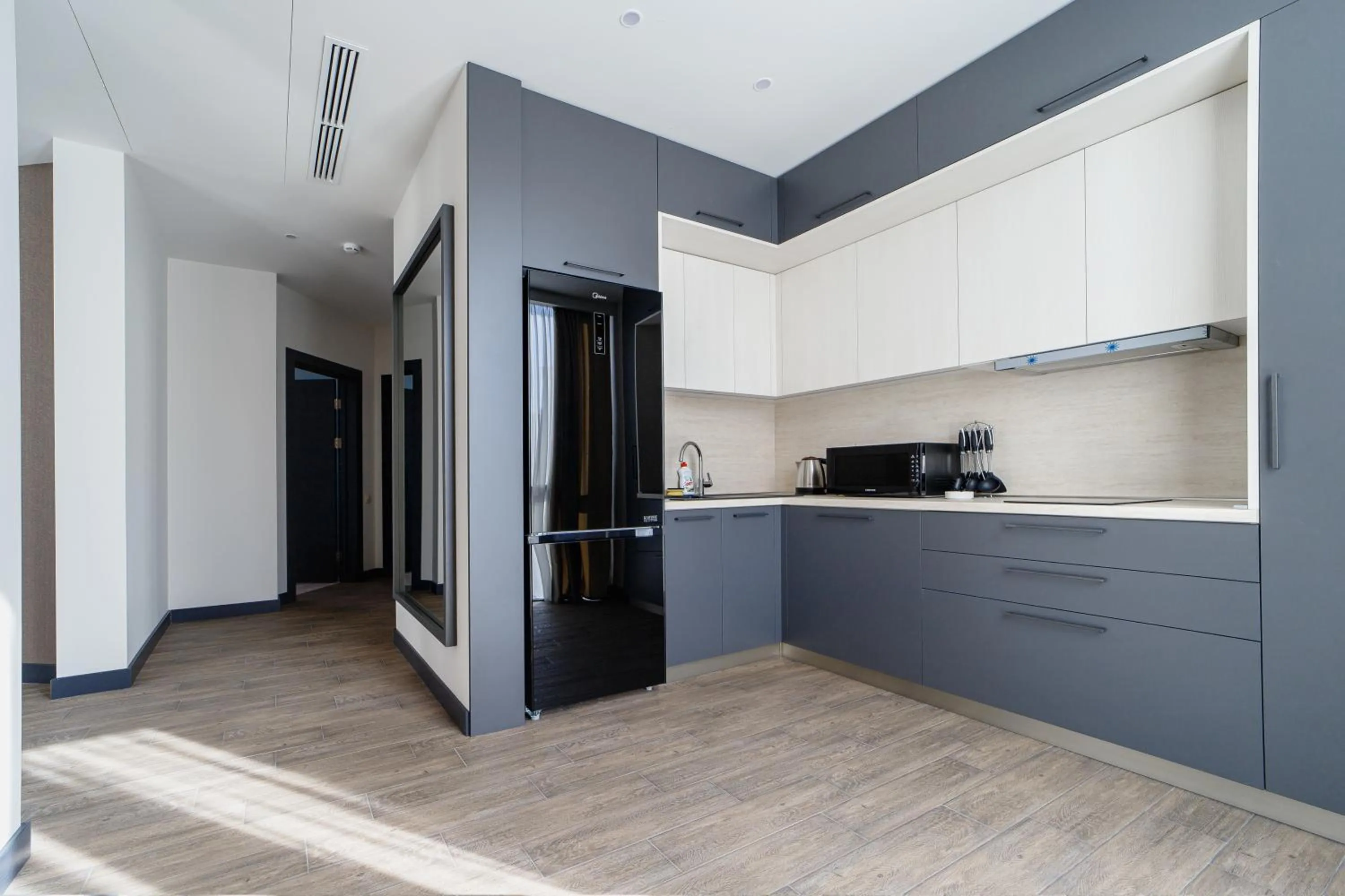 Kitchen or kitchenette in Hilltop North Avenue by Stellar Hotels, Yerevan