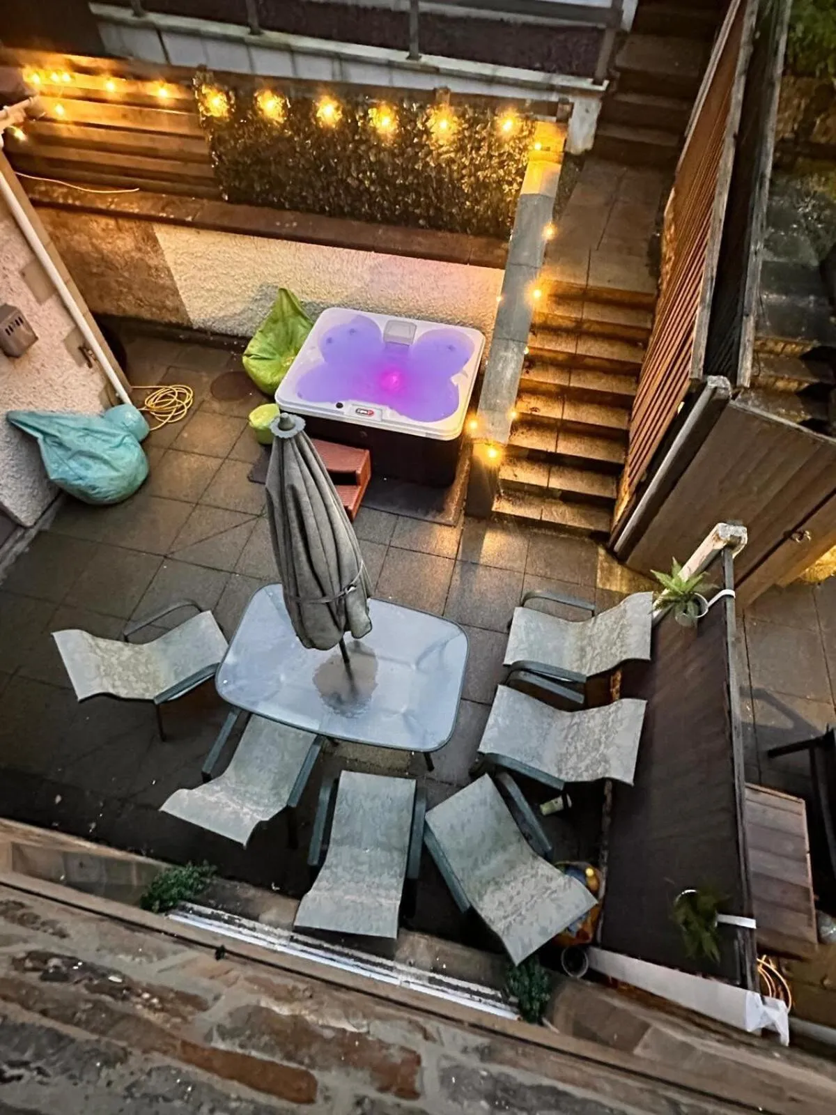 Property building in North Lodge