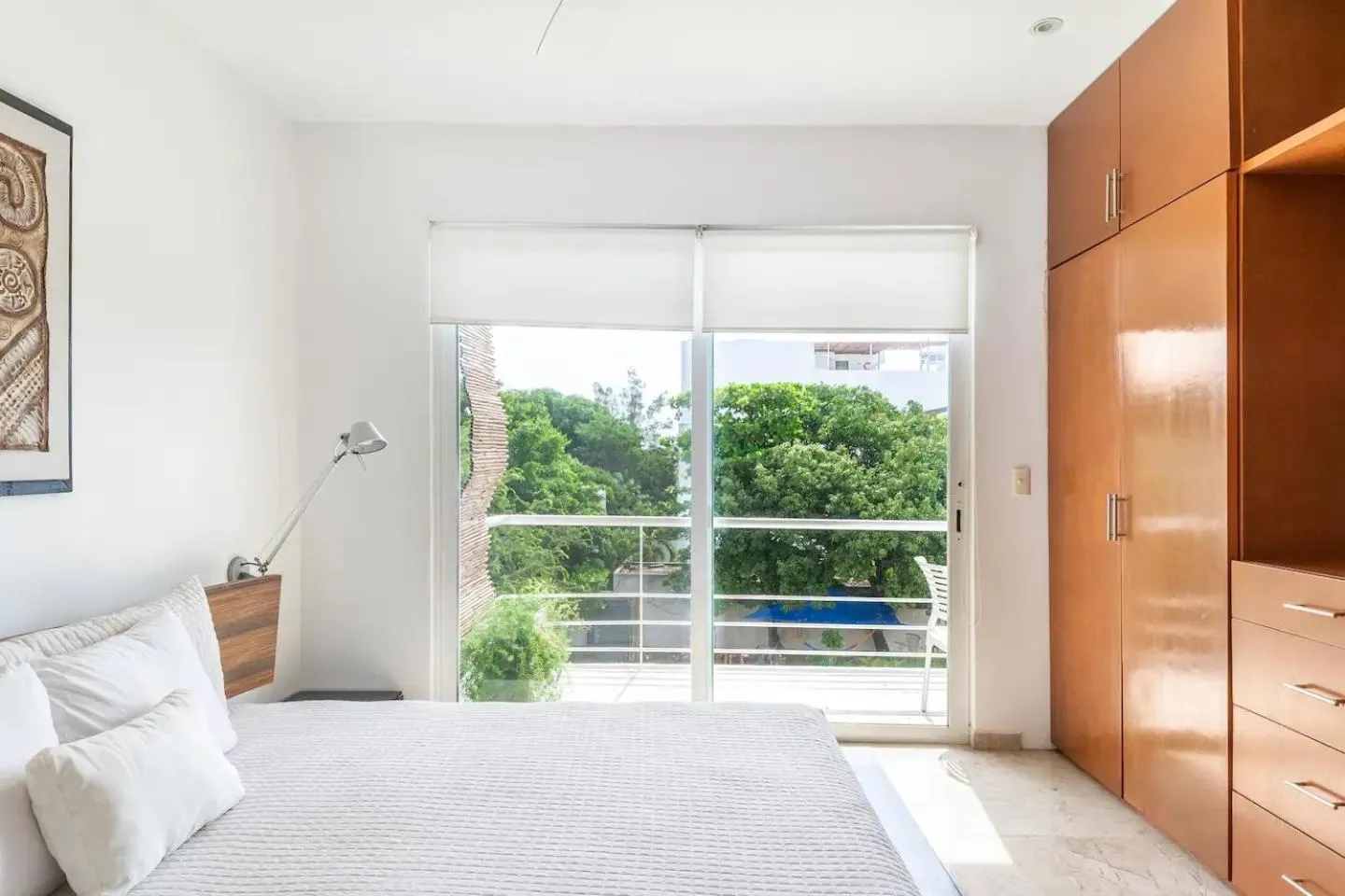 Other, Bed in 2 story PH heated jacuzzi close Beach 5th