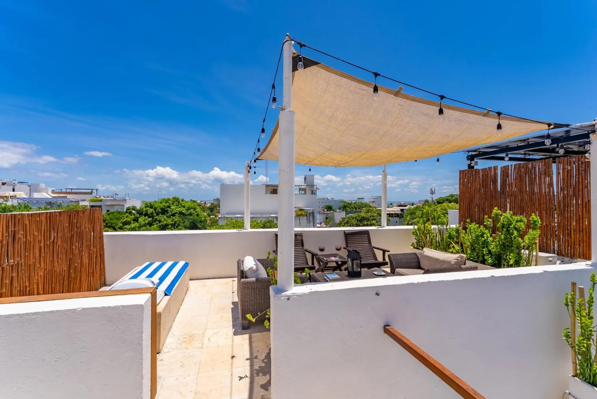 Other in 2 story PH heated jacuzzi close Beach 5th