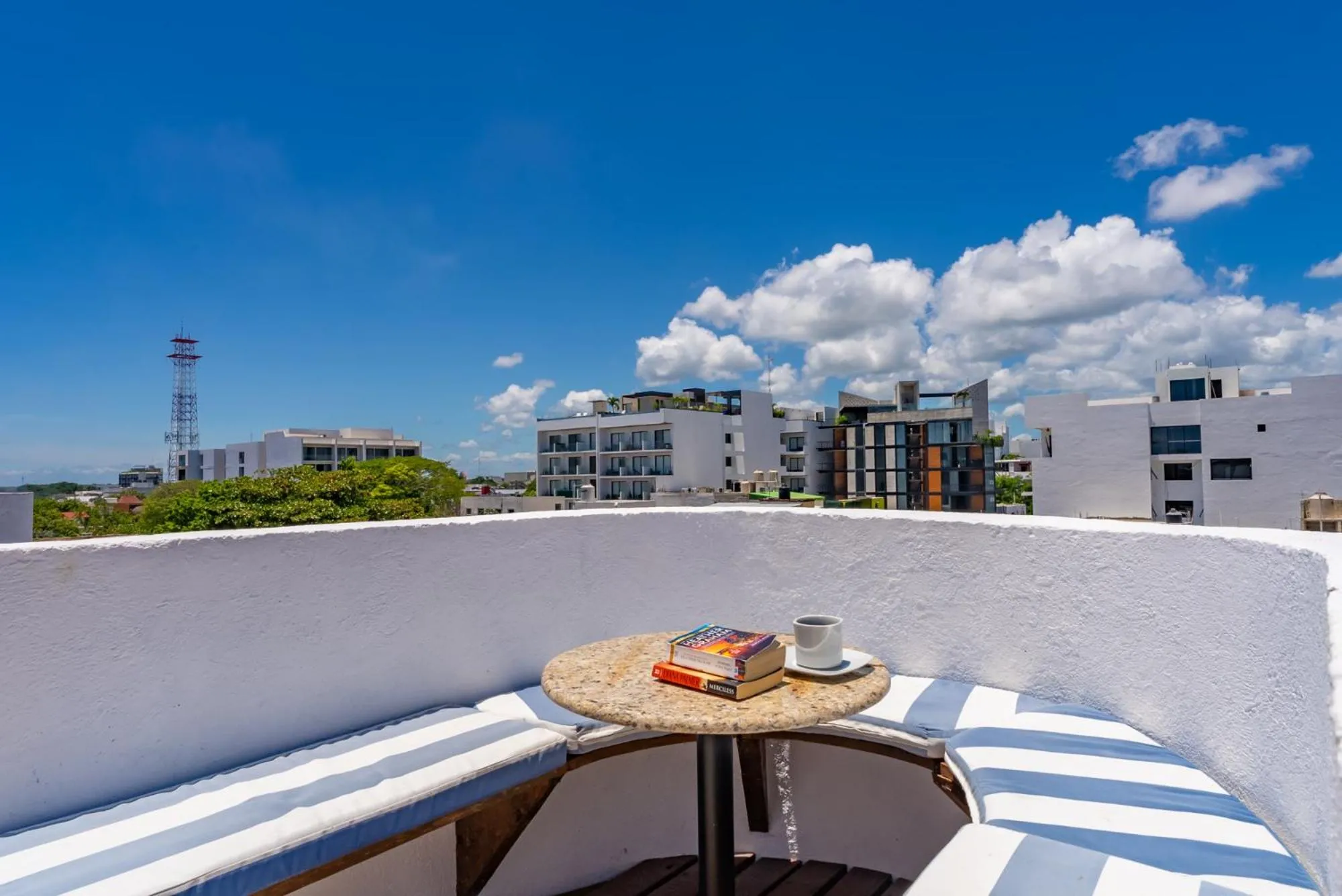 Other in 2 story PH heated jacuzzi close Beach 5th