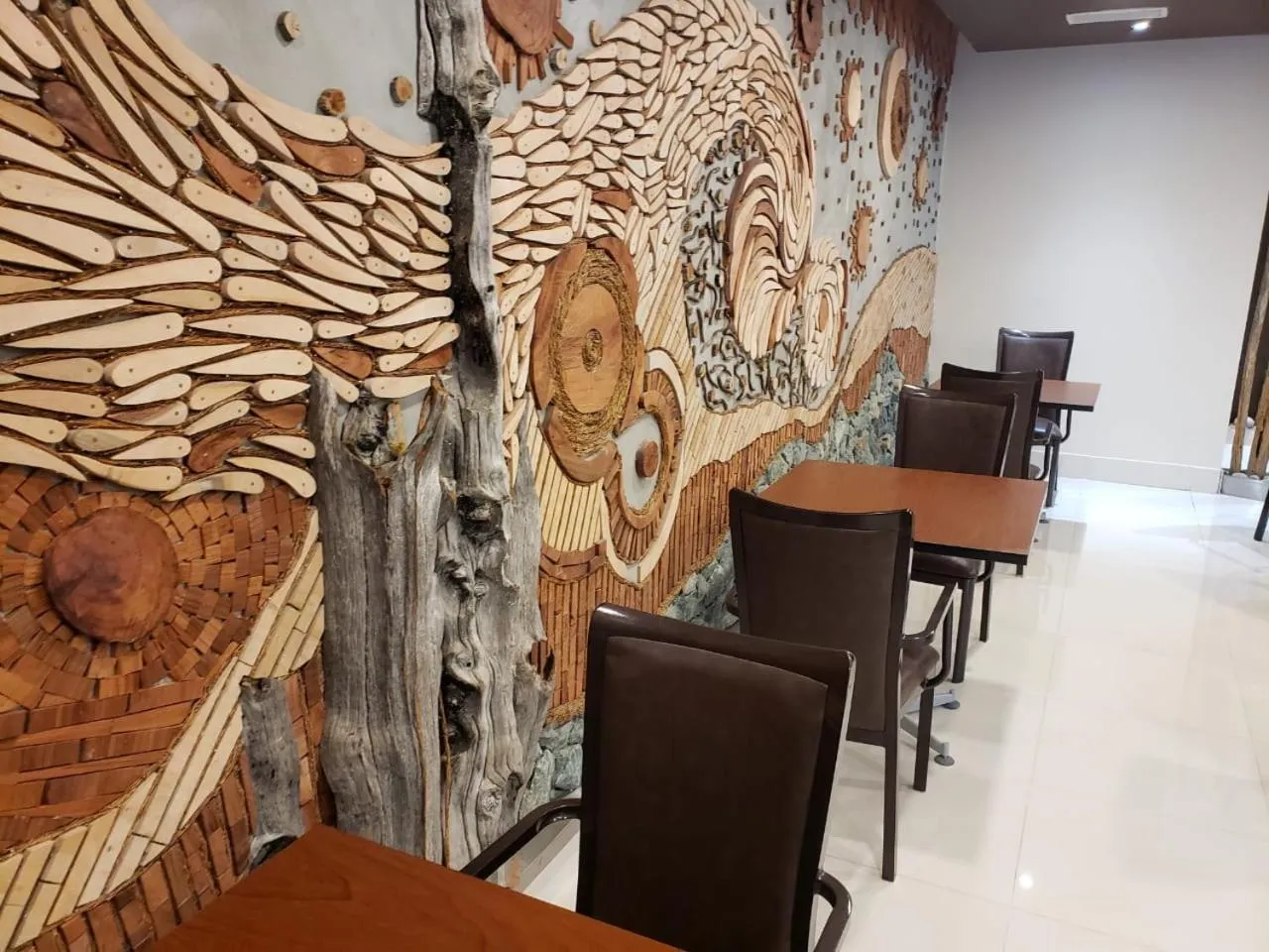 Restaurant/places to eat in Hotel Diego de Almagro Castro