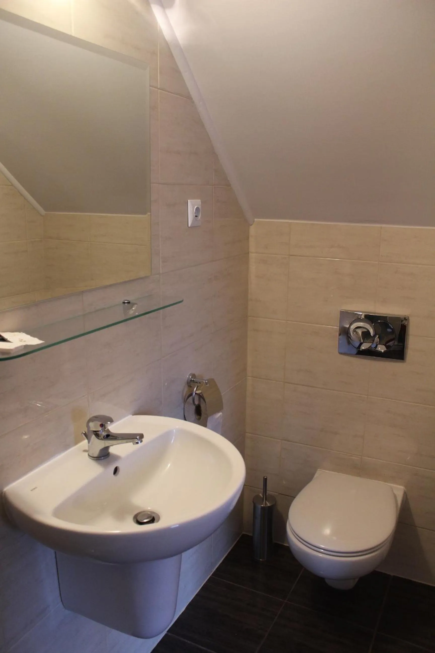 Toilet in Zajazd Podlesie