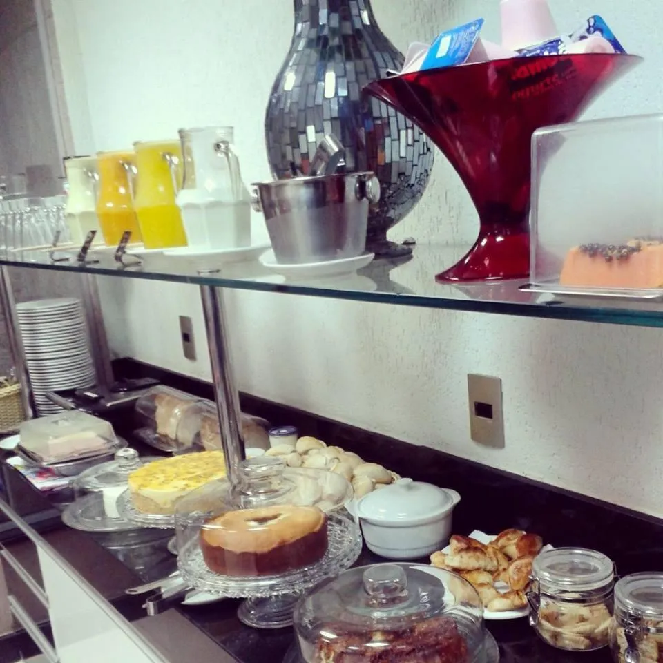 Restaurant/places to eat in Hotel Domus Itabira