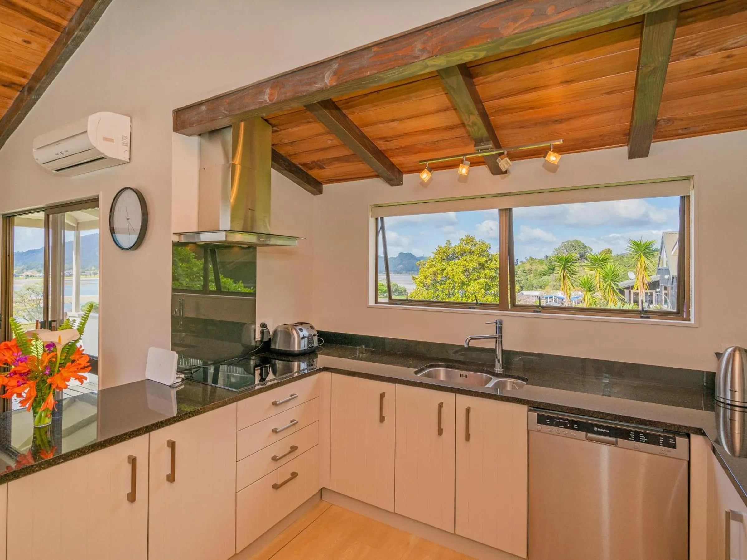 Shower in Tairua Harbour Views - Tairua Holiday Home