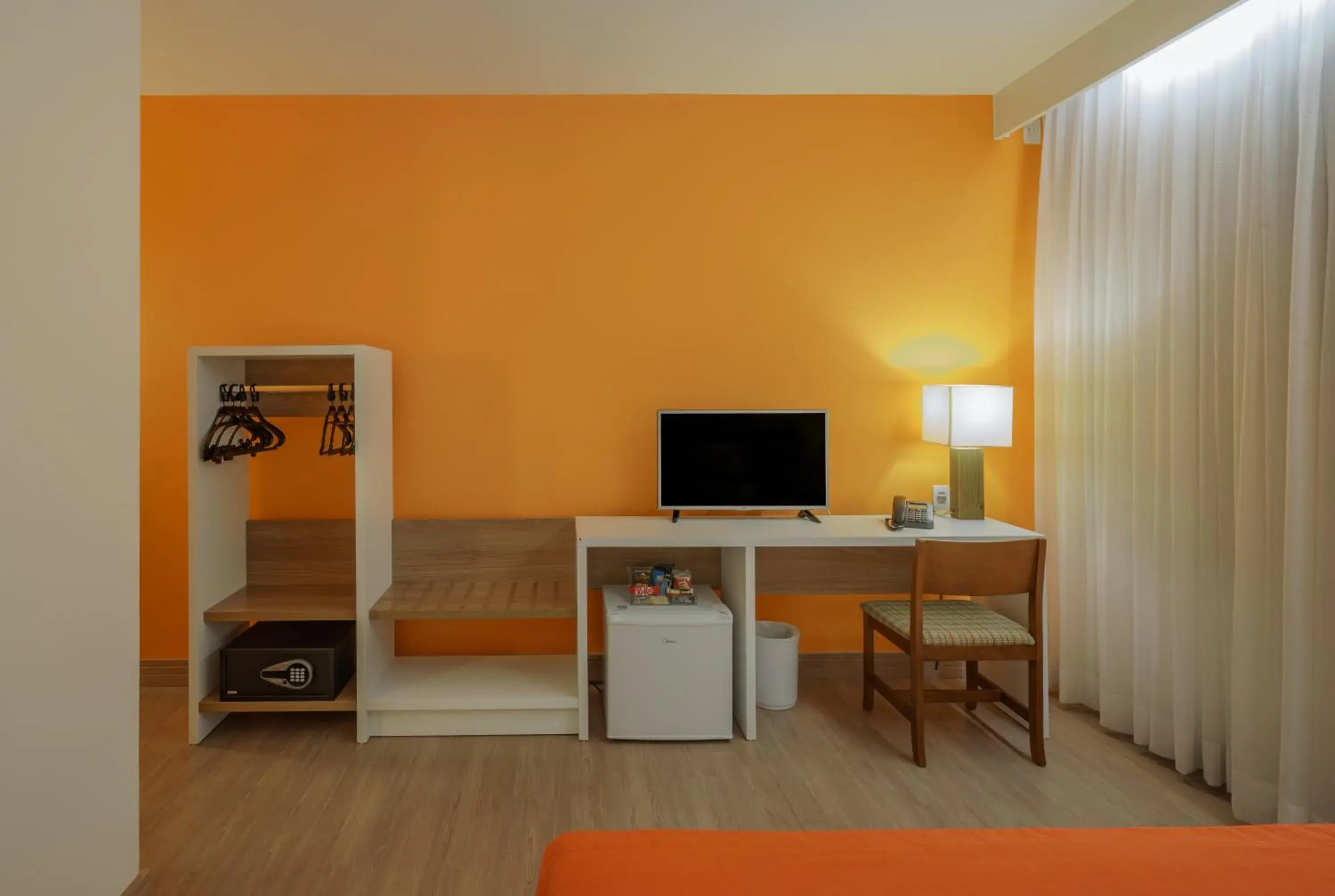 Photo of the whole room in Slim Bento Gonçalves Photo of the whole room in Slim Bento Gonçalves