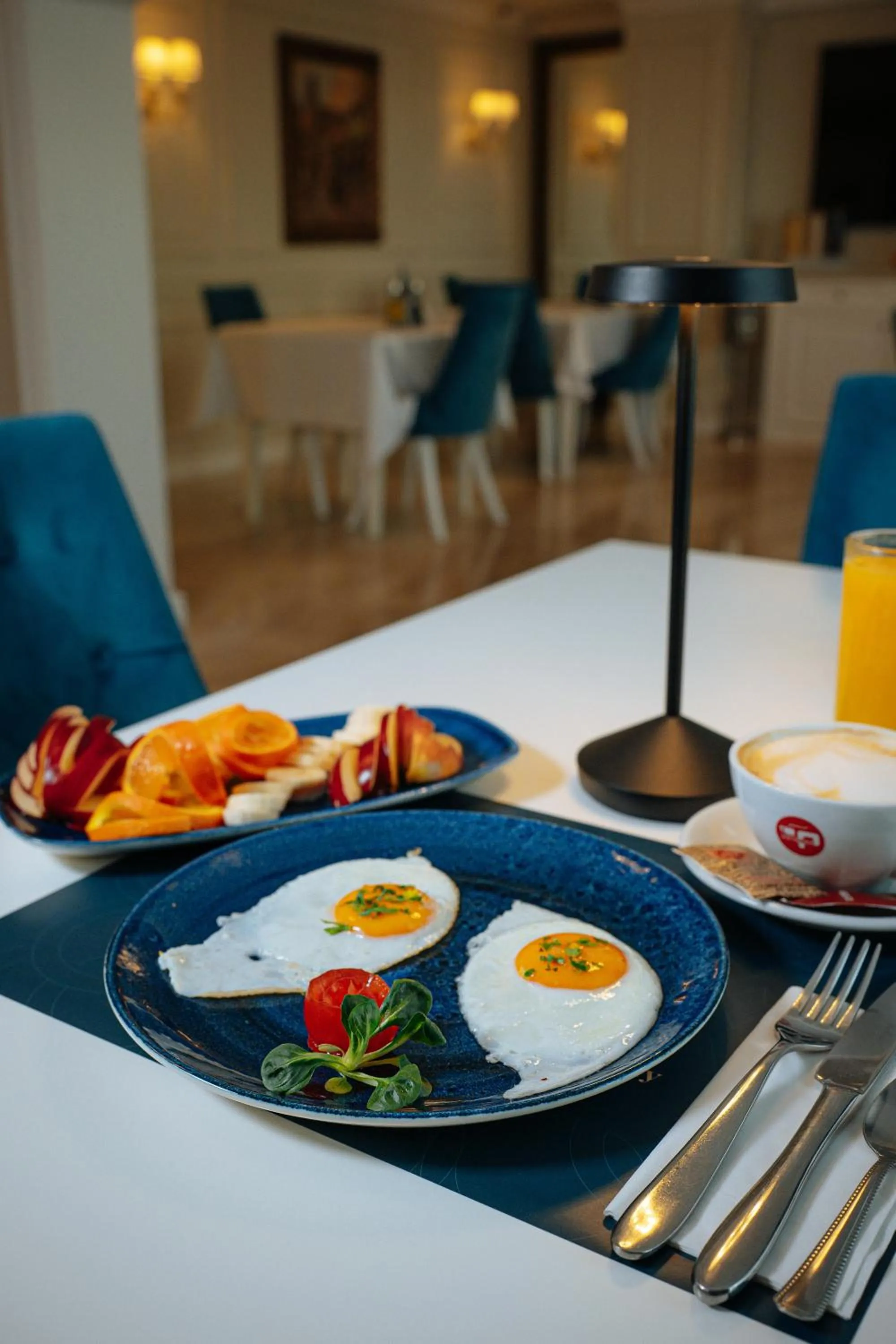 Restaurant/places to eat in Grant Boutique Hotel