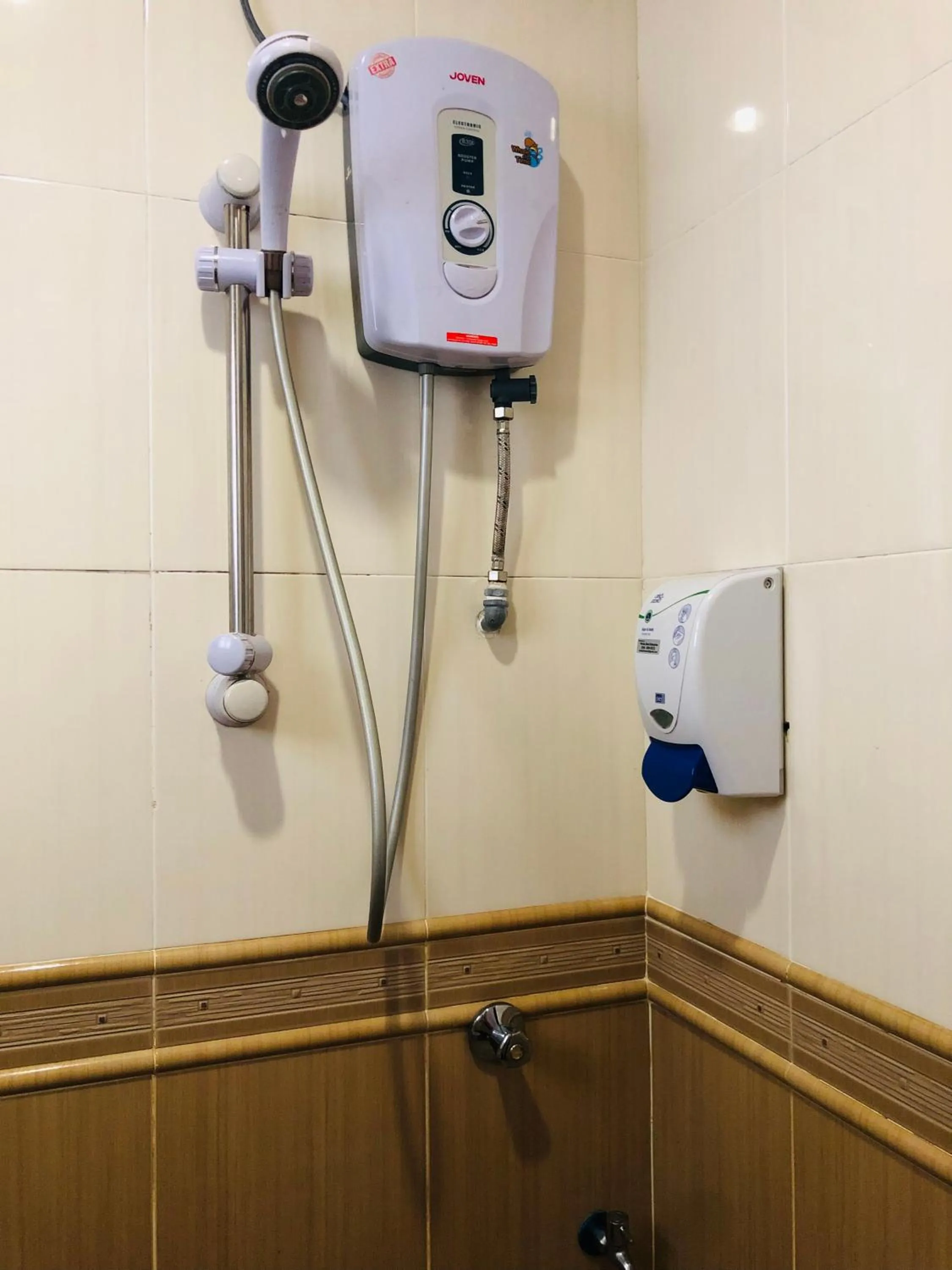 Crown Imperial Court Apt at Brinchang Centre