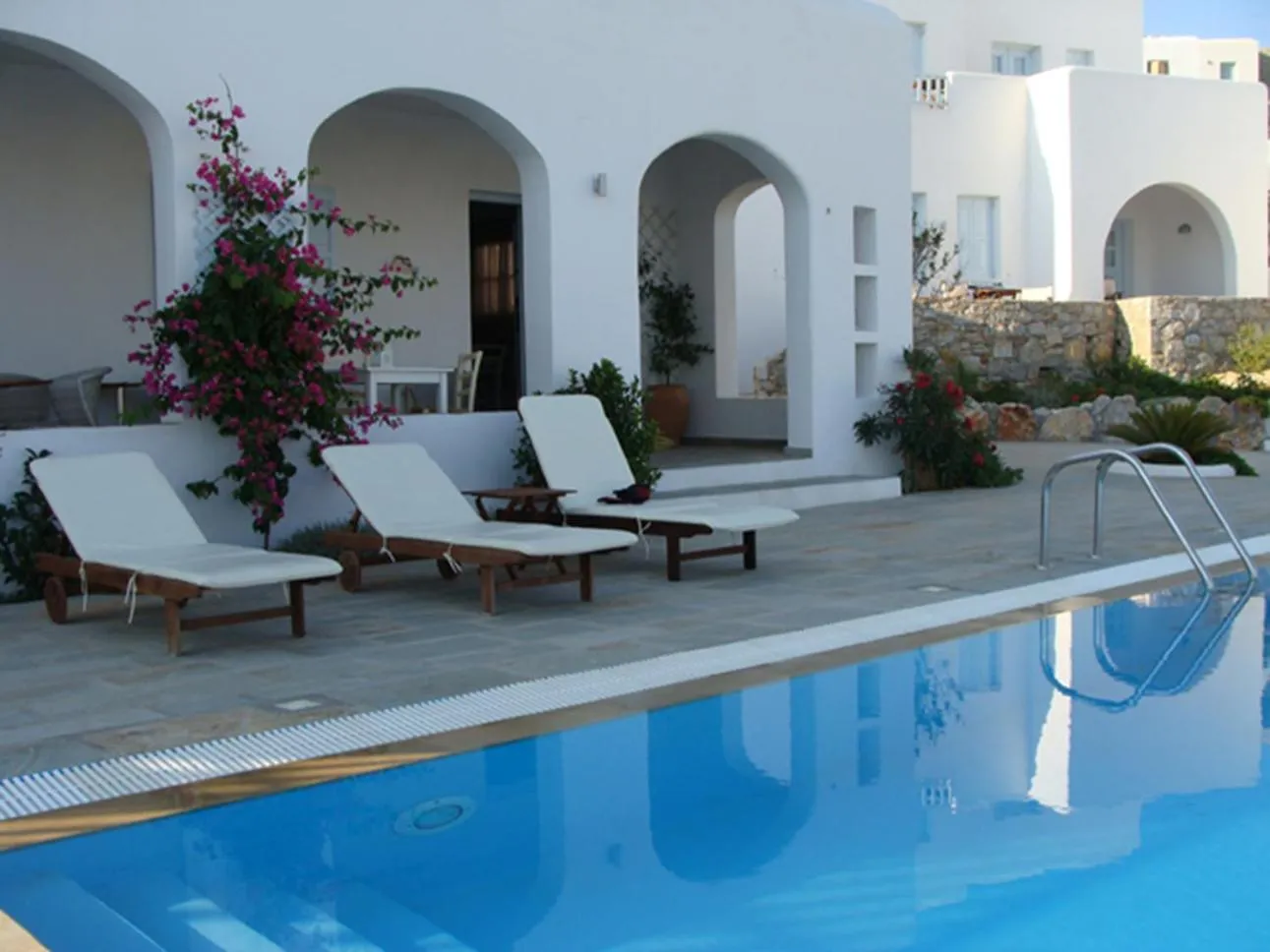 Swimming pool in Solaris