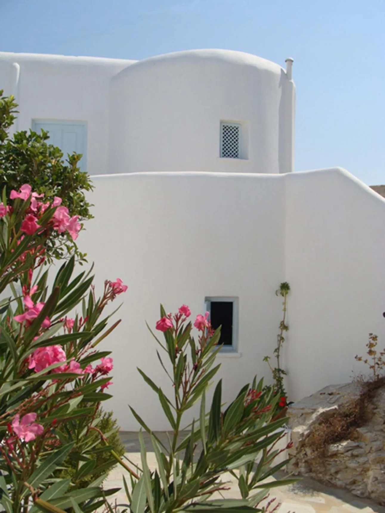 Property building in Solaris