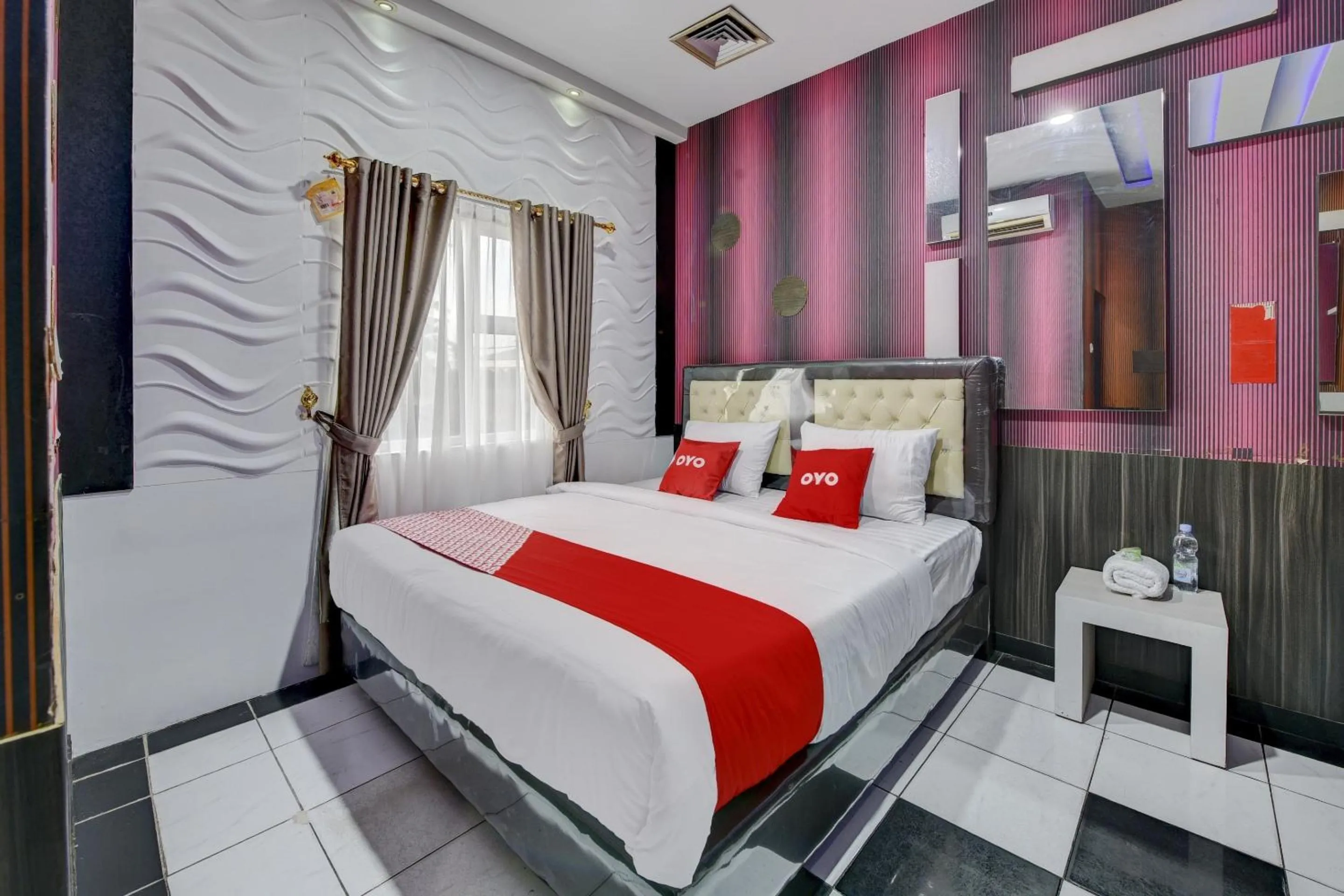 Bedroom in Super OYO 4010 Zaara Guest House Syariah