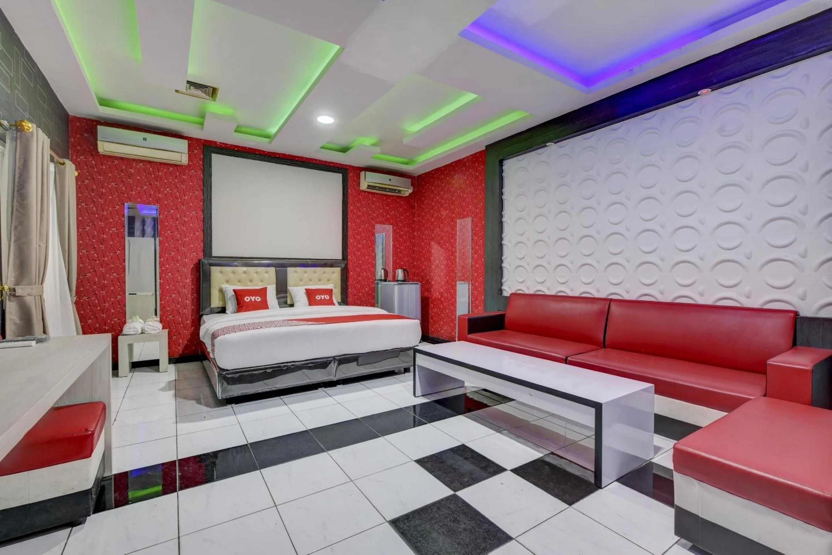 Bedroom in Super OYO 4010 Zaara Guest House Syariah