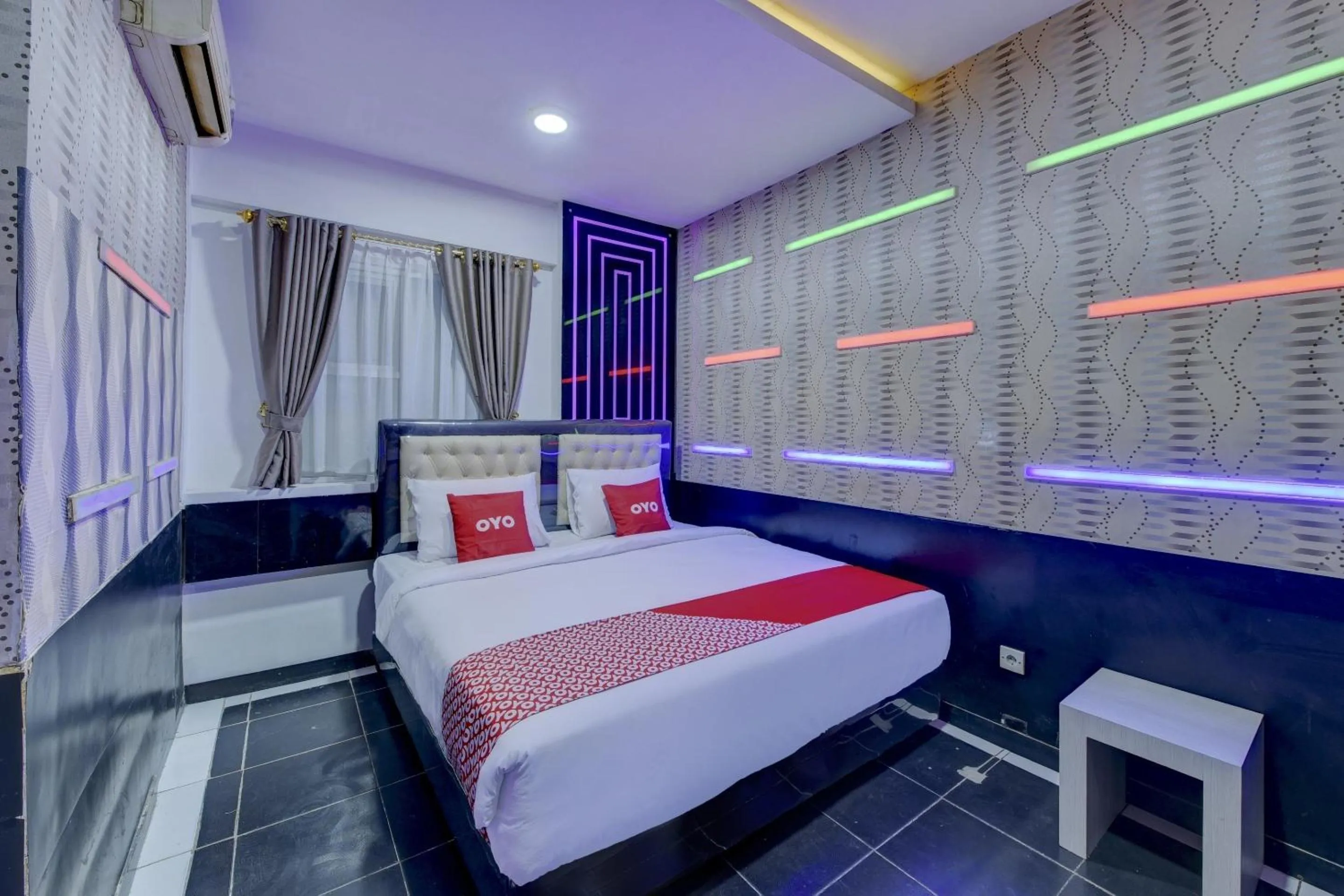 Bedroom in Super OYO 4010 Zaara Guest House Syariah