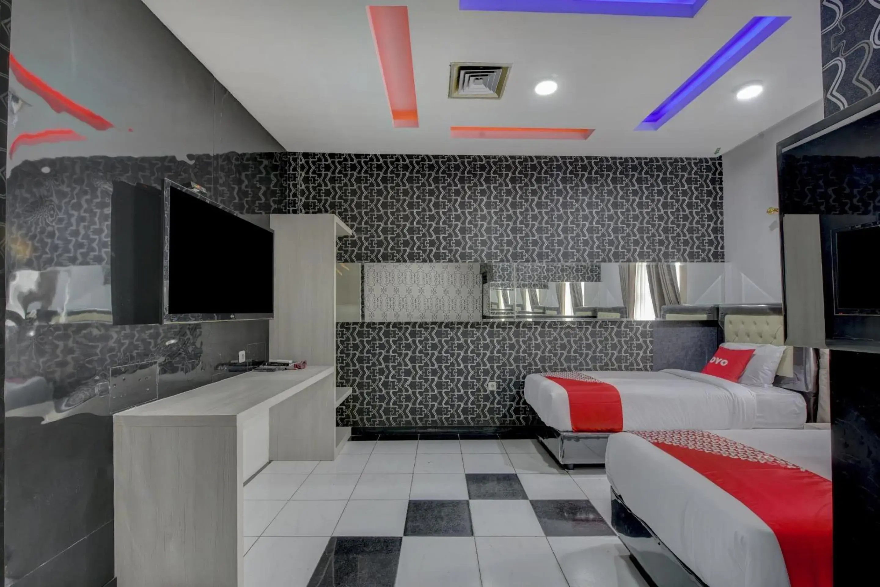 Bedroom in Super OYO 4010 Zaara Guest House Syariah Bedroom in Super OYO 4010 Zaara Guest House Syariah