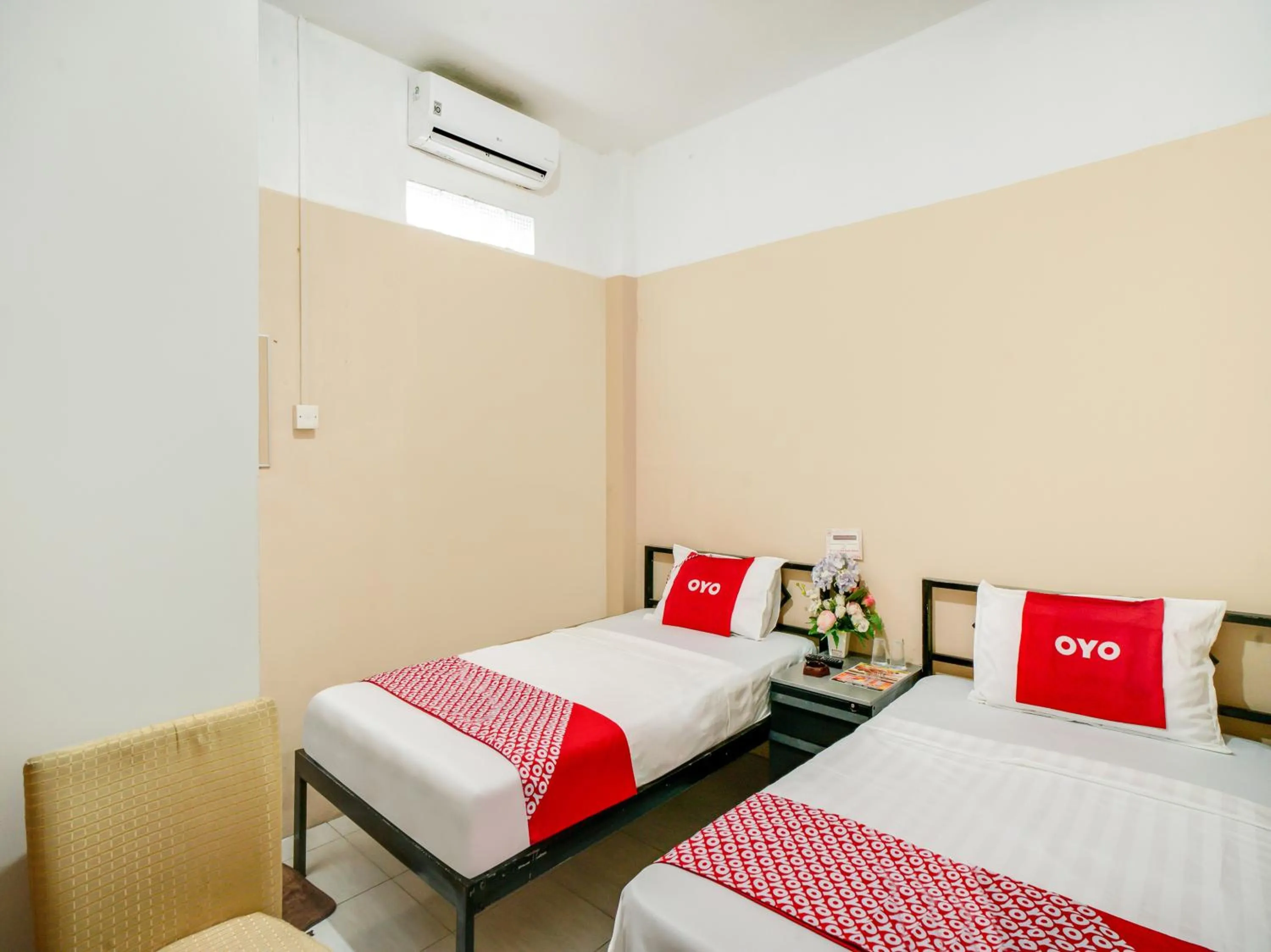 Bedroom, Bed in OYO 90024 Botania Homestay and Cafe