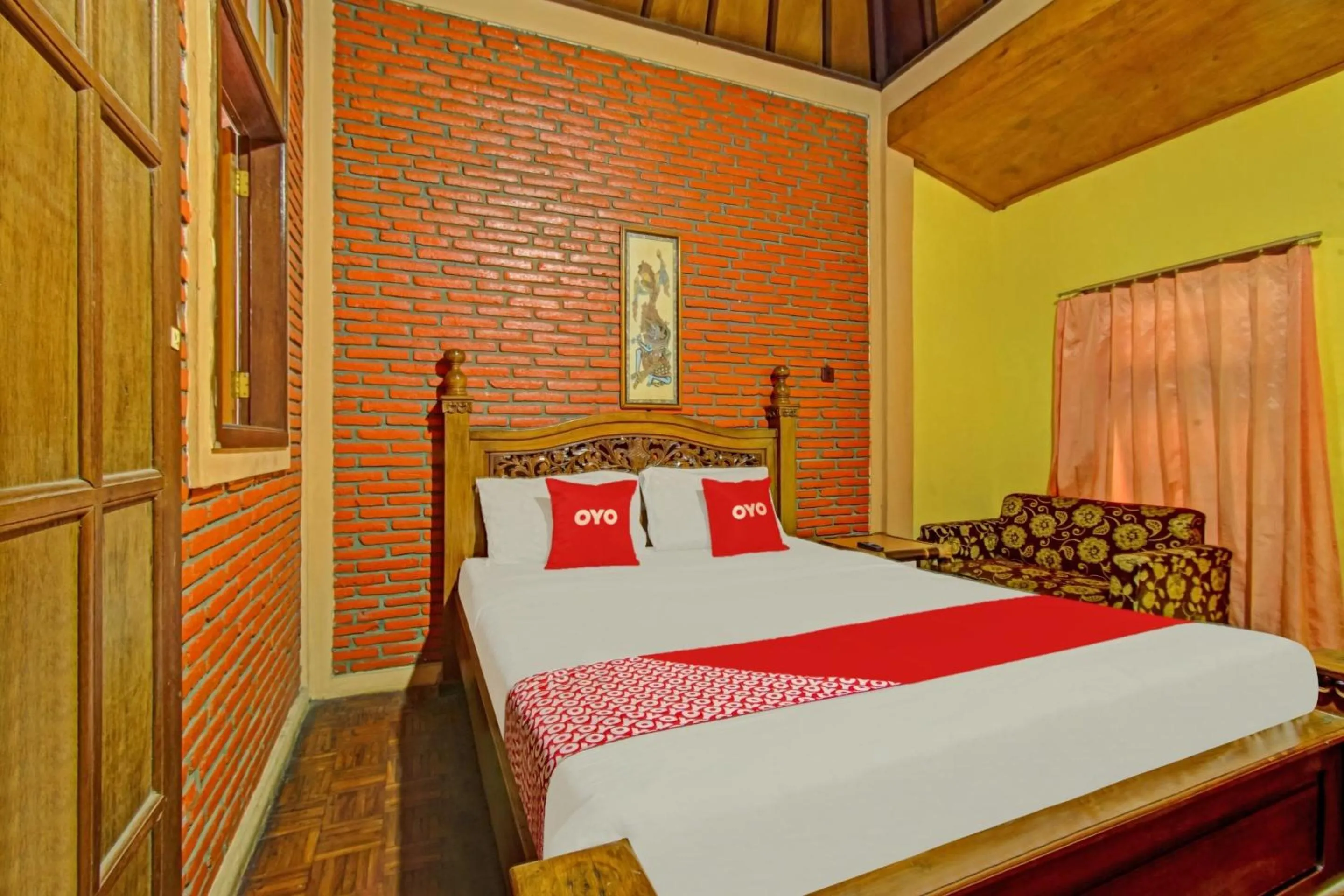 Bedroom, Bed in Hotel O Villa Papada