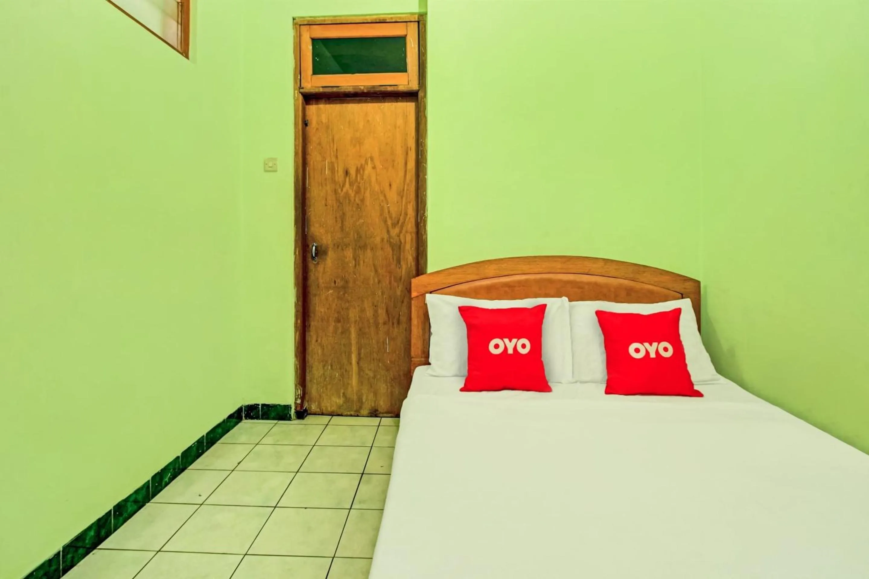 Bedroom, Bed in Hotel O Villa Papada