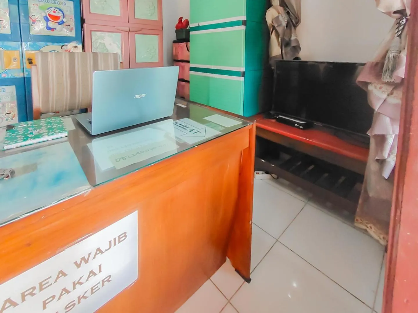 Lobby or reception in RedDoorz near Pamugaran Beach Pangandaran