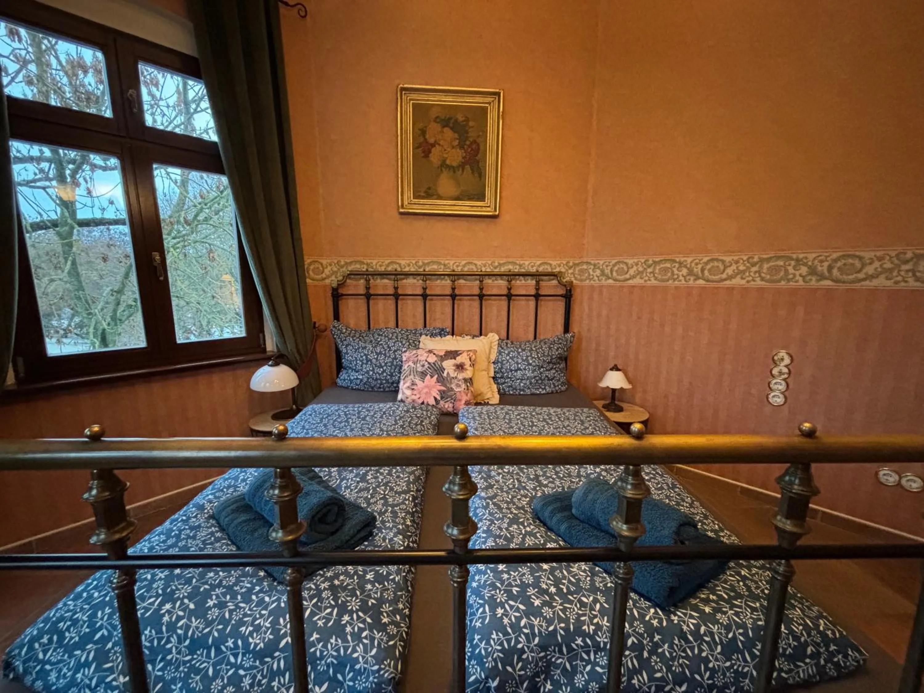 Bed in Parkschlößchen Hotel