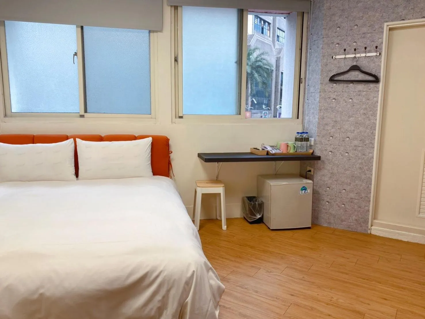 Bed in SharonInn閒雲小居會館