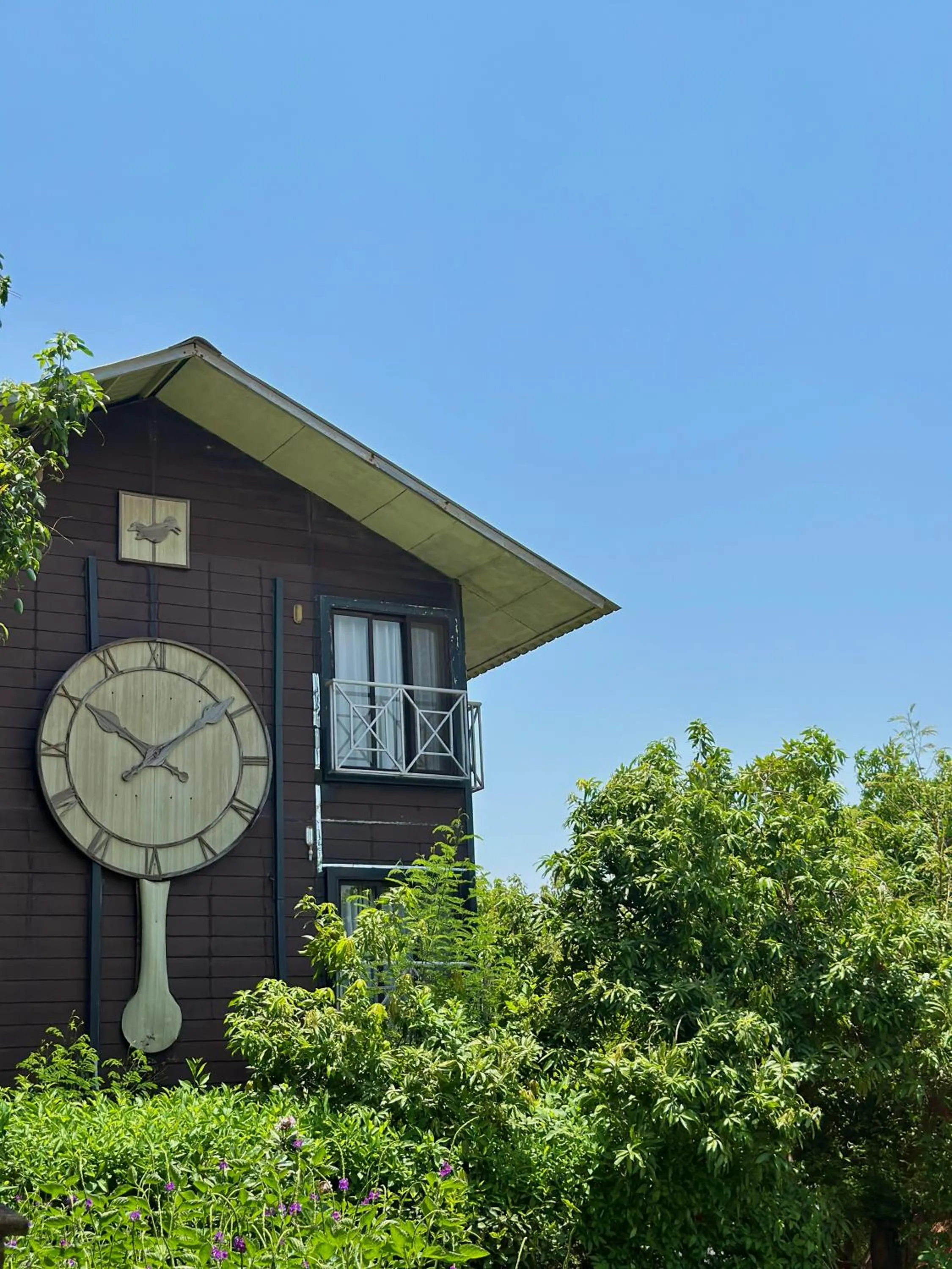 Facade/entrance in Jayshin Lake Vaitarna Resort - Igatpuri