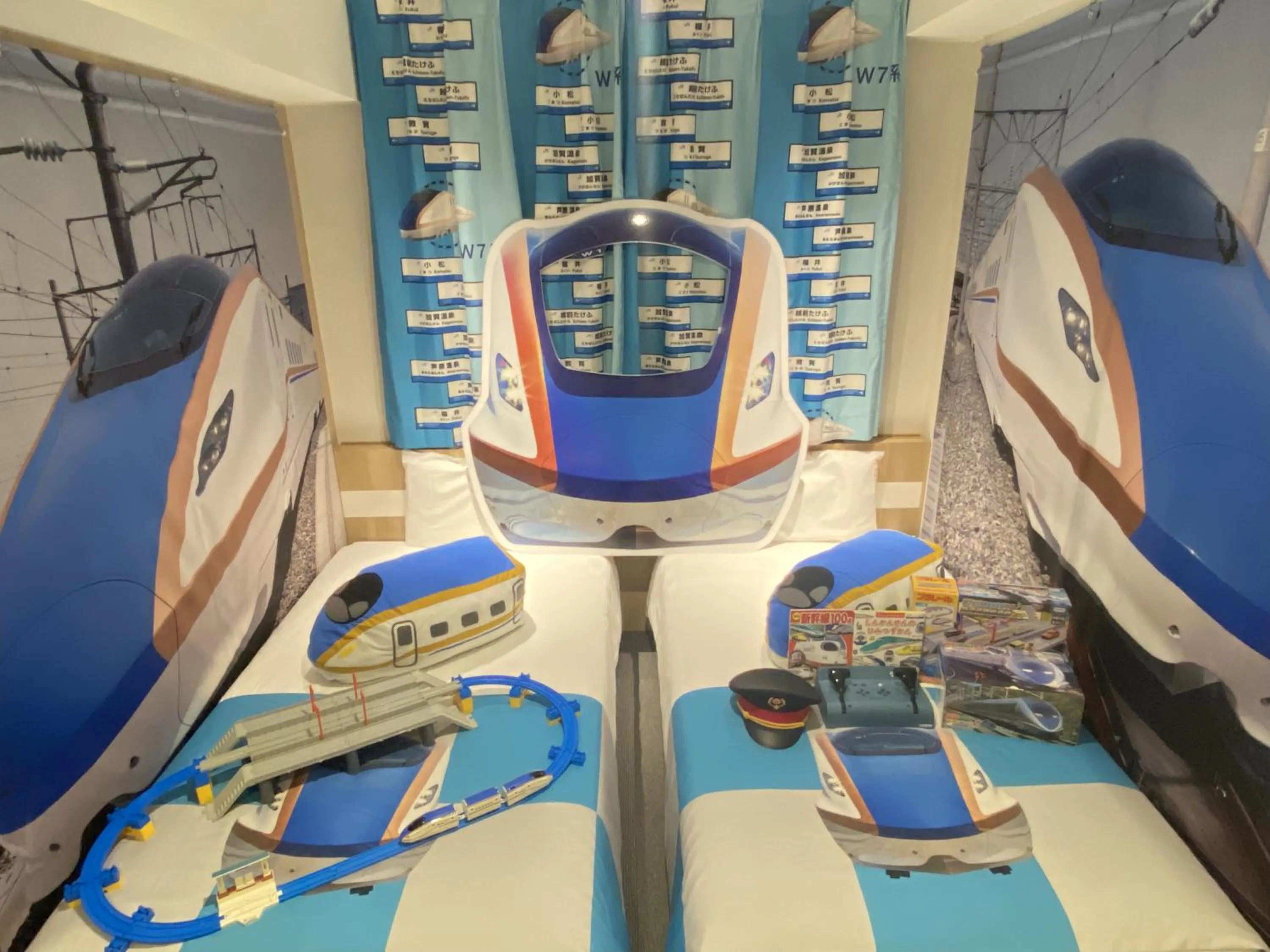 Photo of the whole room in Henn na Hotel Komatsu Ekimae