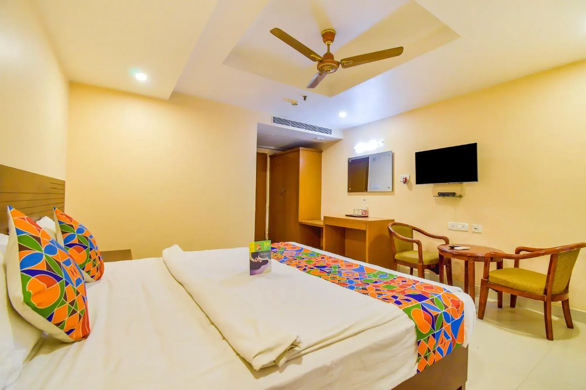 Bedroom, Bed in Hotel Deccan Heritage Bedroom, Bed in Hotel Deccan Heritage