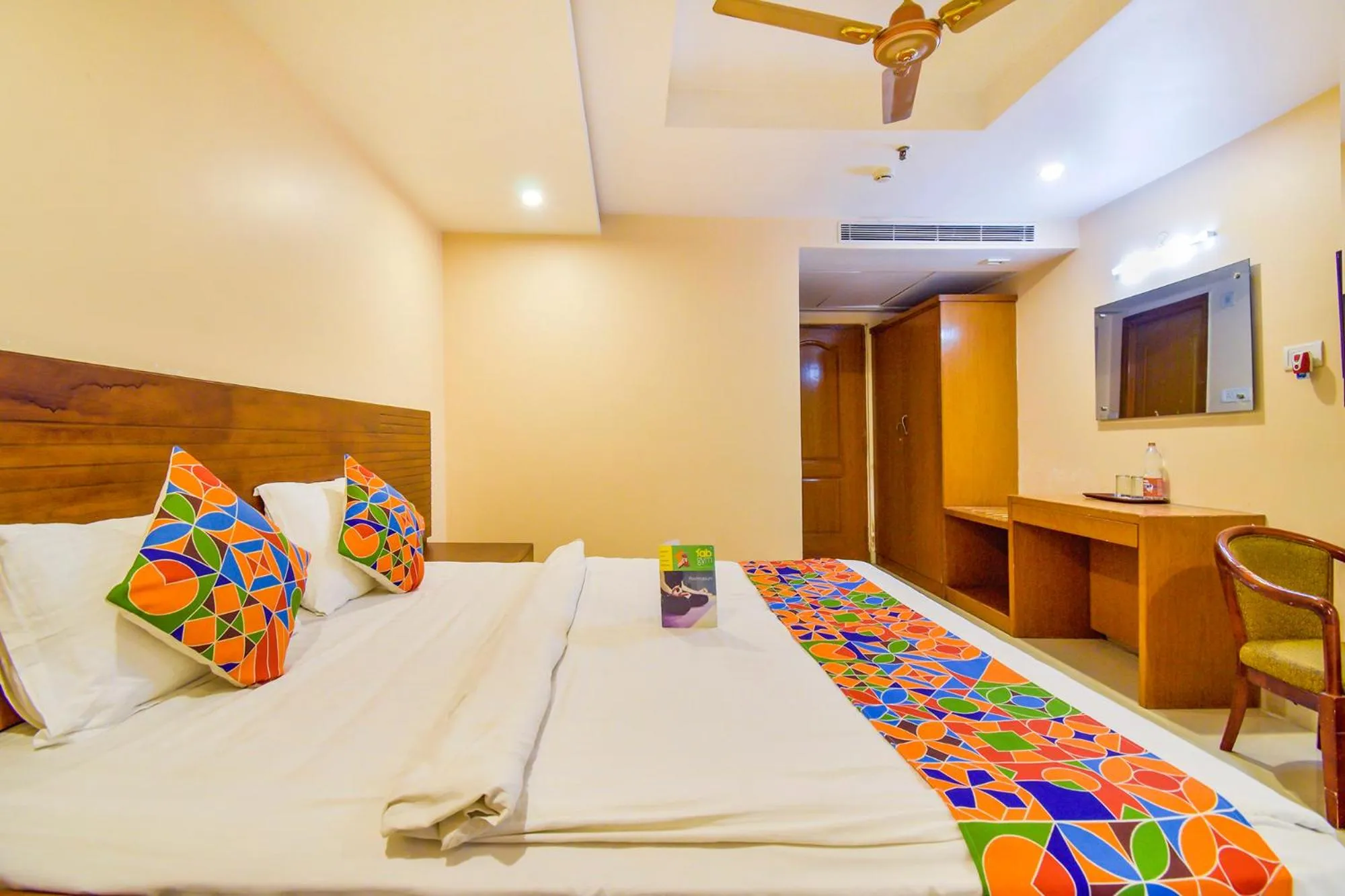 Bedroom in Via Deccan Heritage