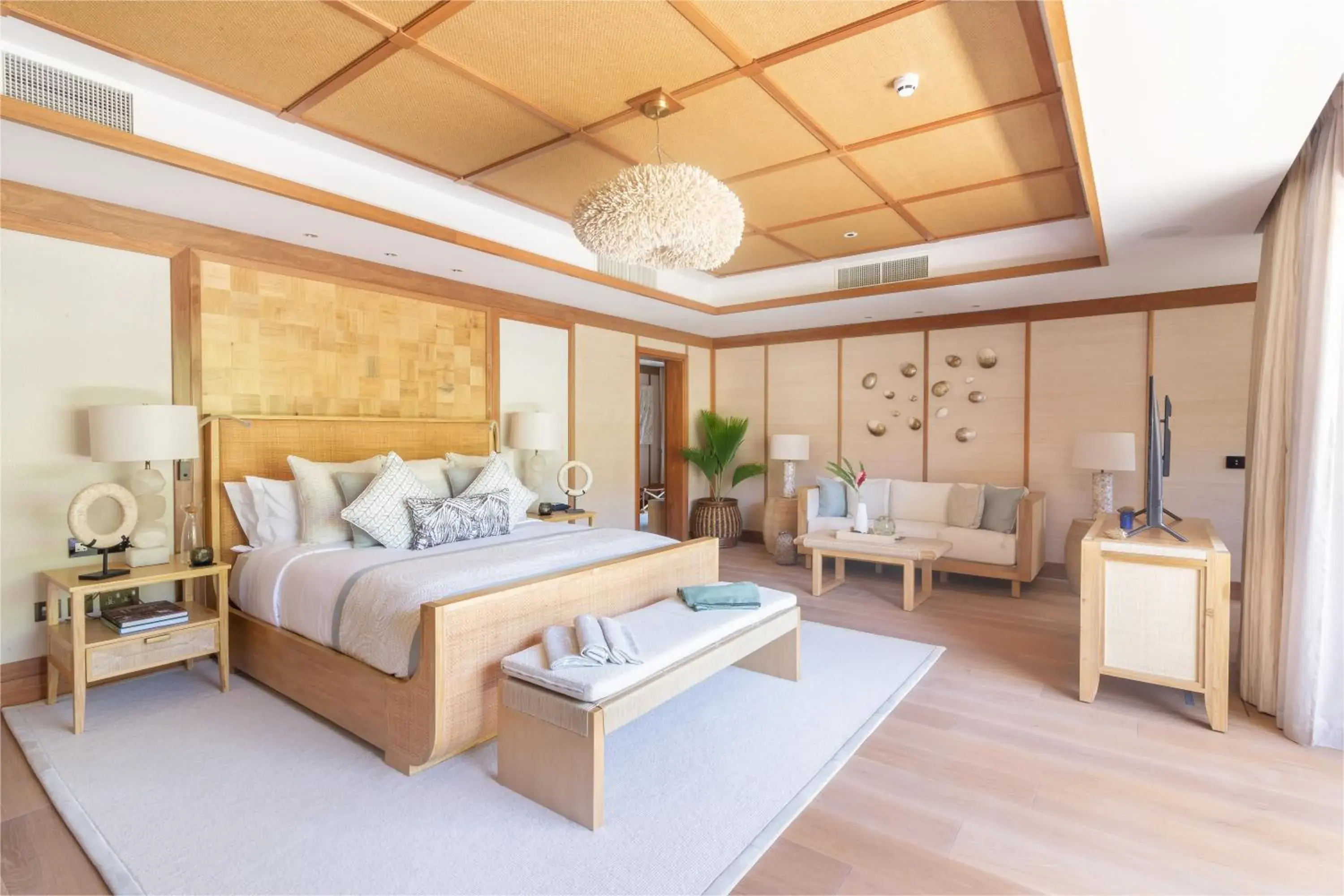 Emperatriz Mountain View in L'Escale Resort Marina & Spa - Small Luxury Hotels of the World Emperatriz Mountain View in L'Escale Resort Marina & Spa - Small Luxury Hotels of the World