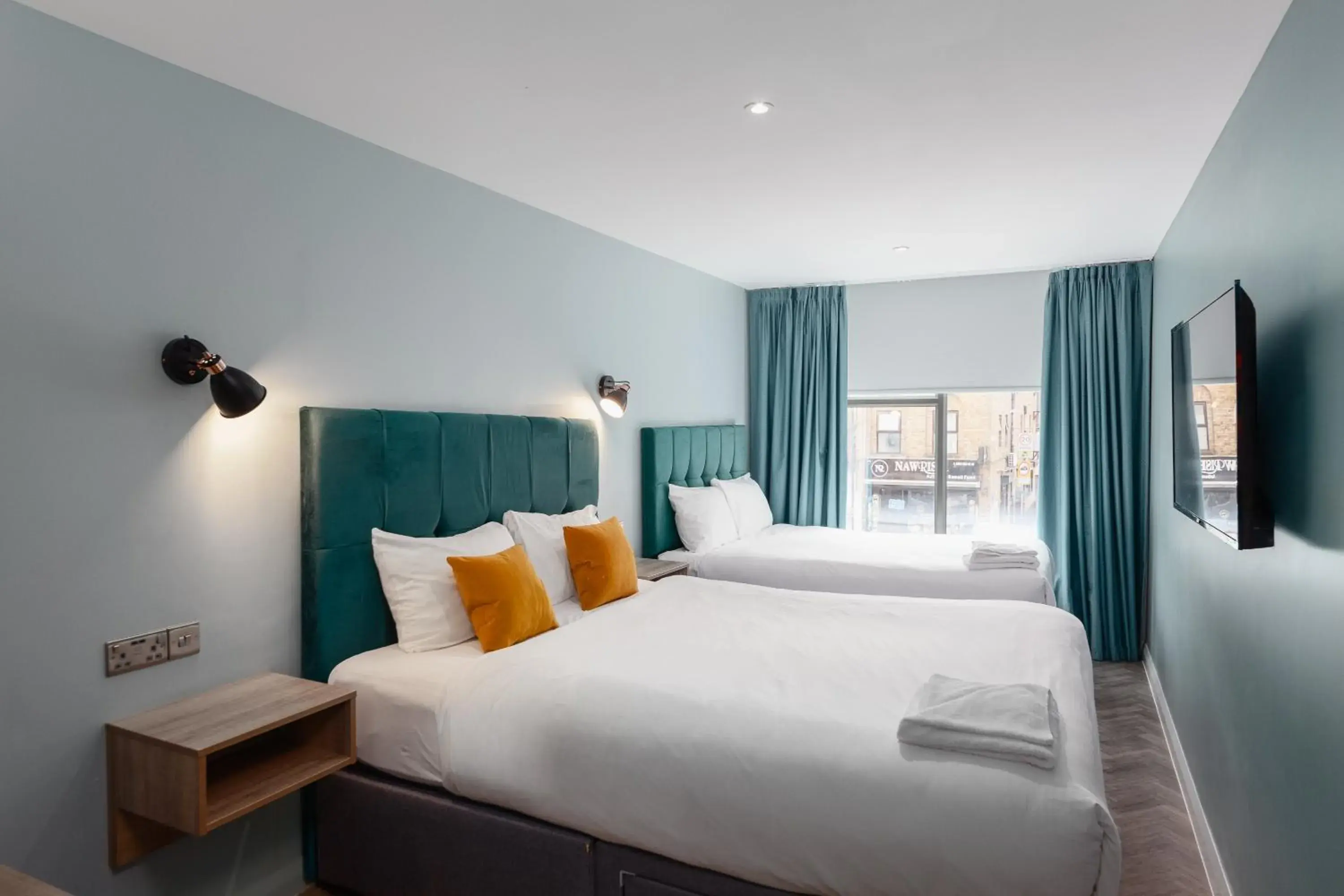 Bedroom, Bed in Aptel East Bedroom, Bed in Aptel East