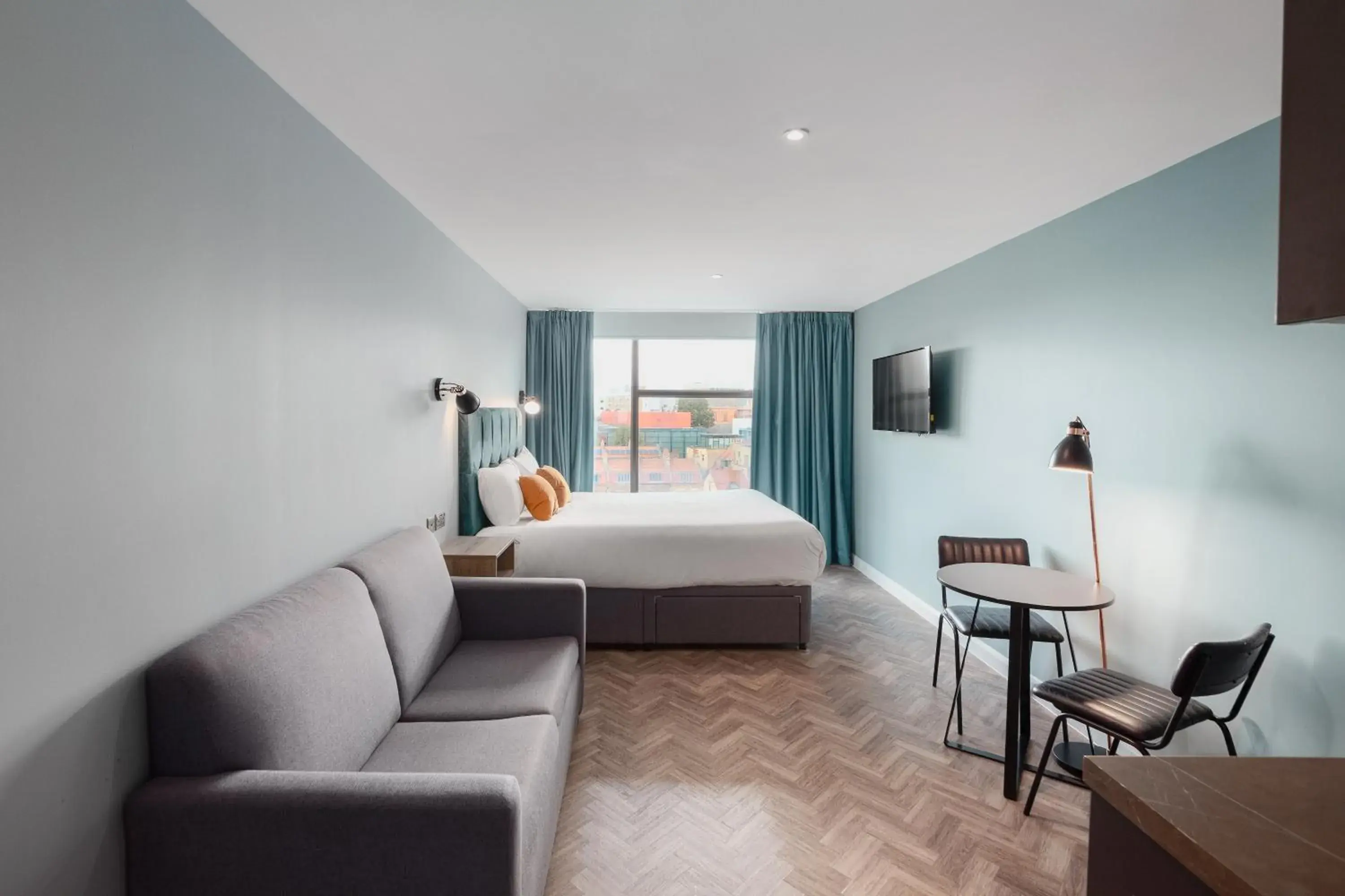 Photo of the whole room, Bed in Aptel East Photo of the whole room, Bed in Aptel East