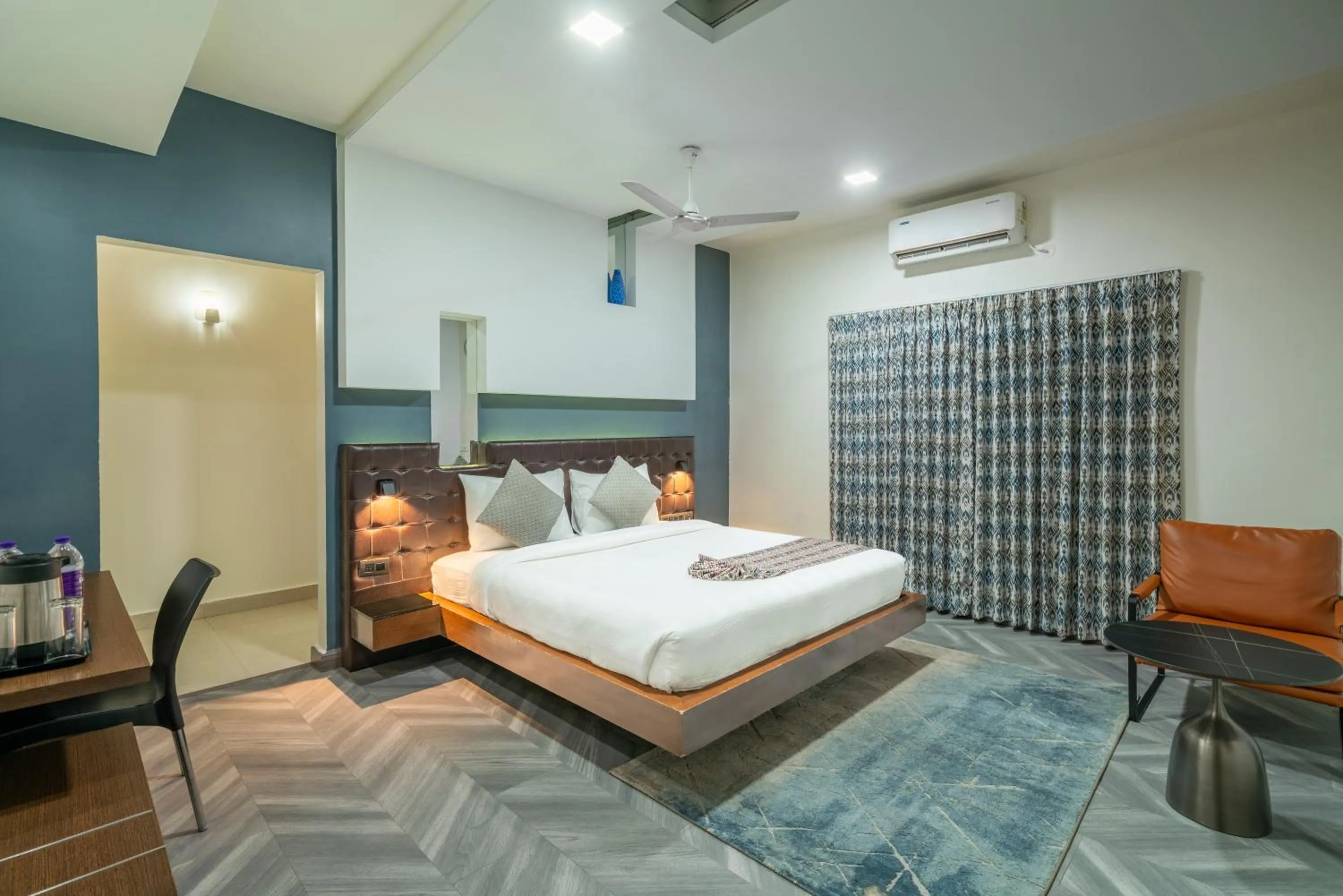 Bed in Hotel Serenity La Vista