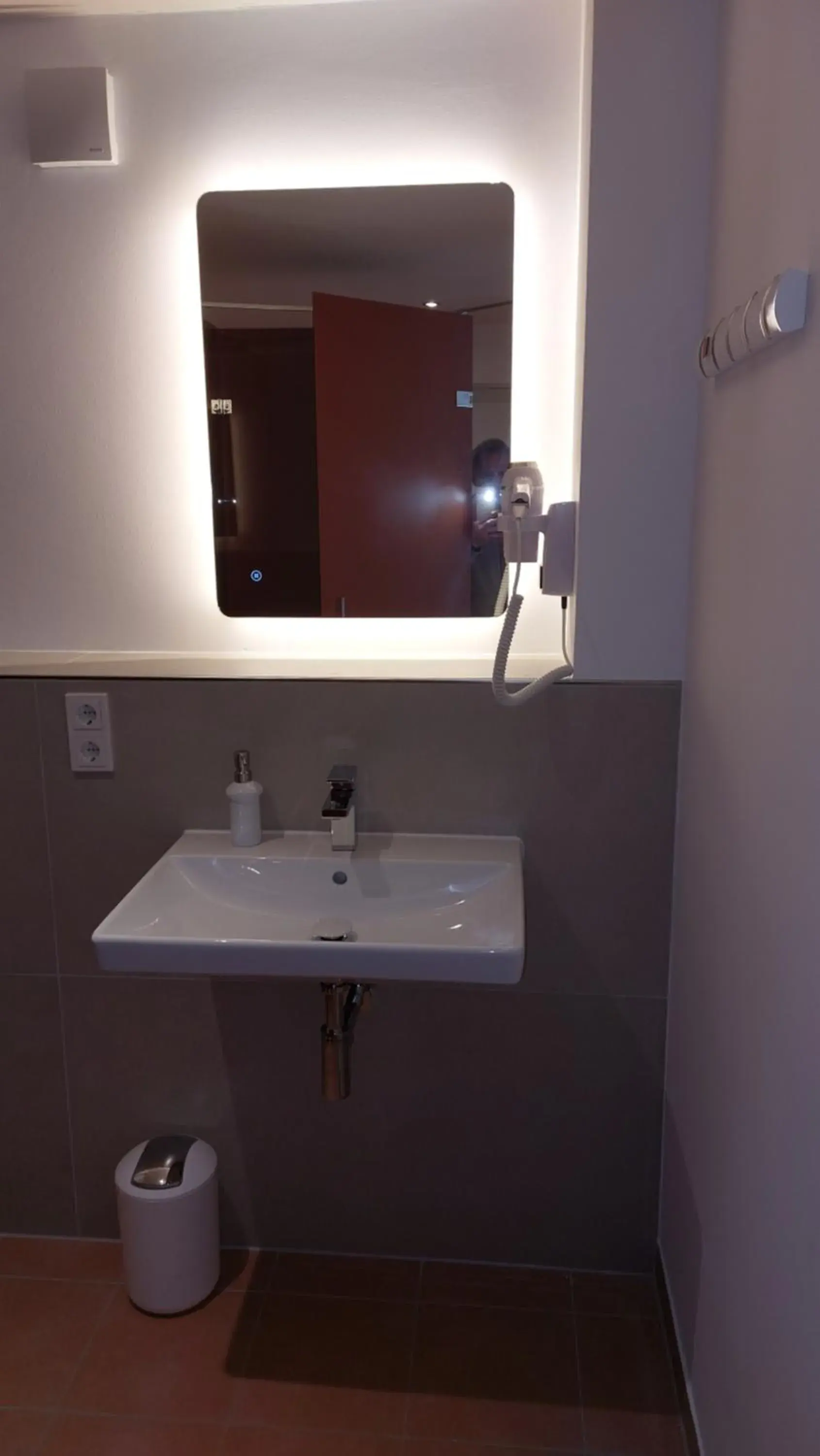Junior Suite with Terrace - single occupancy in Ferienresidenz Brauneberger Hof an der Mosel nahe Bernkastel-Kues Junior Suite with Terrace - single occupancy in Ferienresidenz Brauneberger Hof an der Mosel nahe Bernkastel-Kues